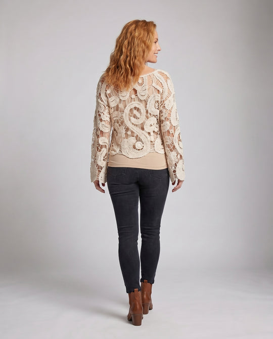 Product 15646875910474 - back_view