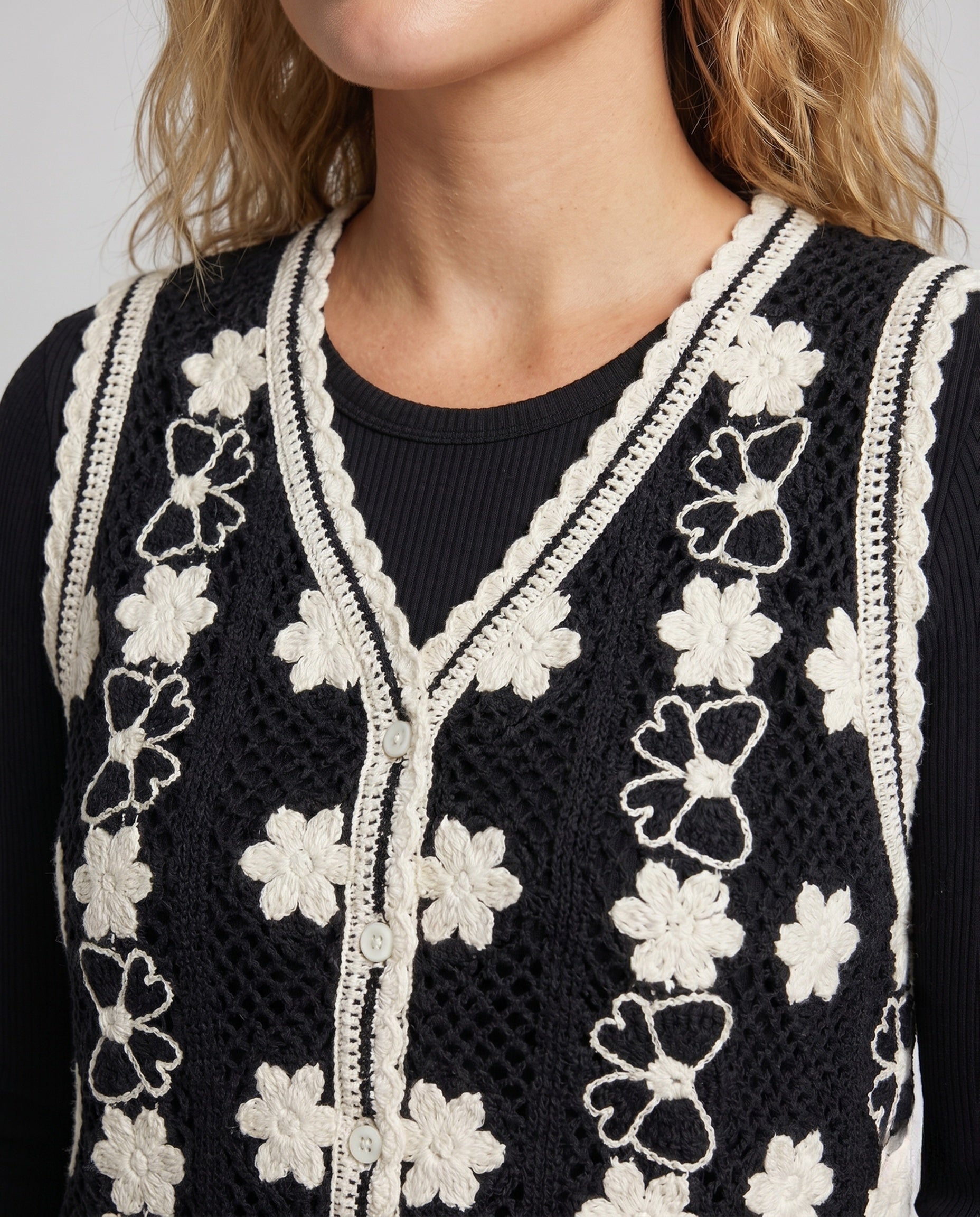 Product 15646878859594 - close_up_detail