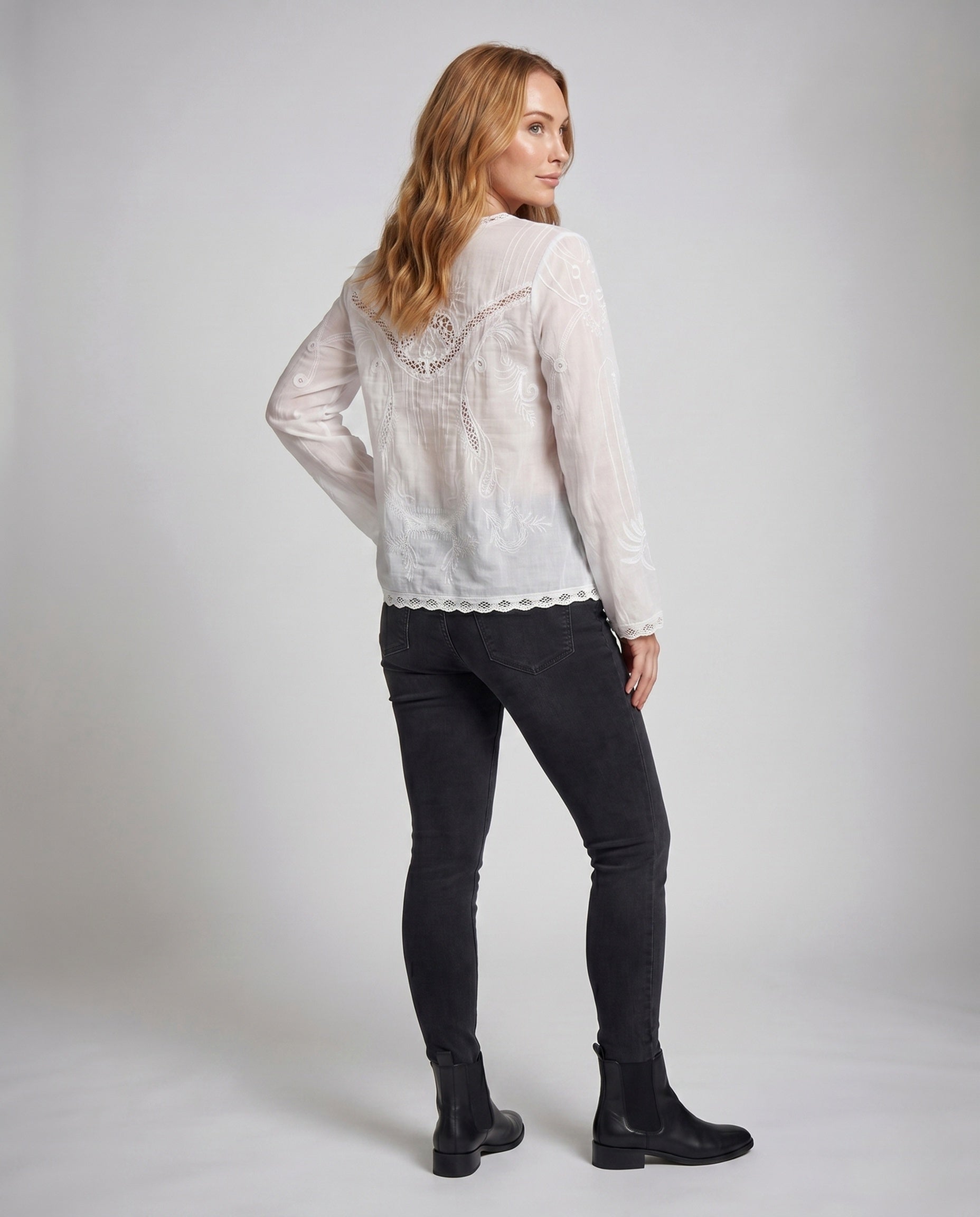 Product 15646879842634 - back_view