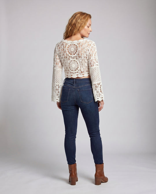 Product 15646880891210 - back_view