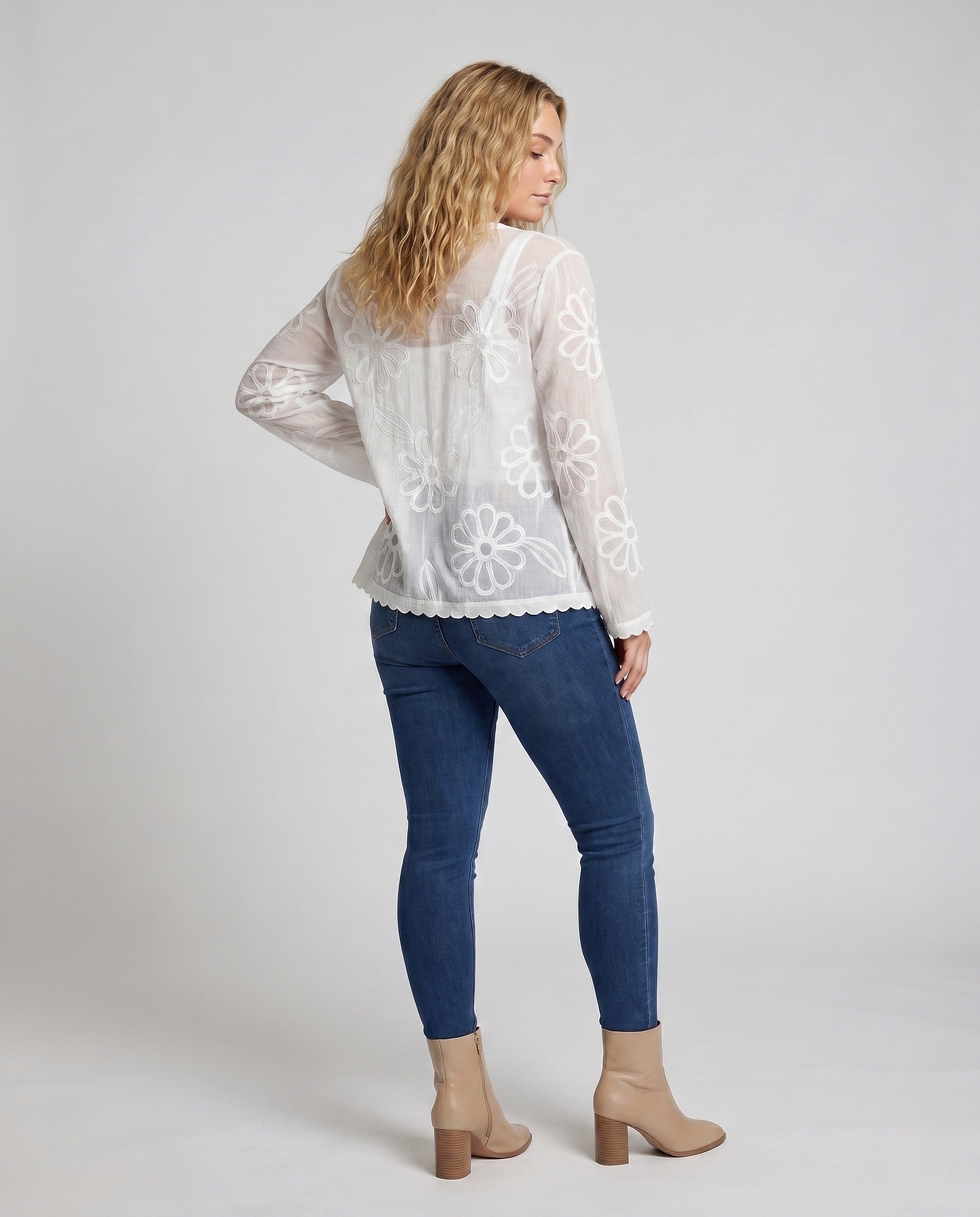 Product 15646881874250 - back_view