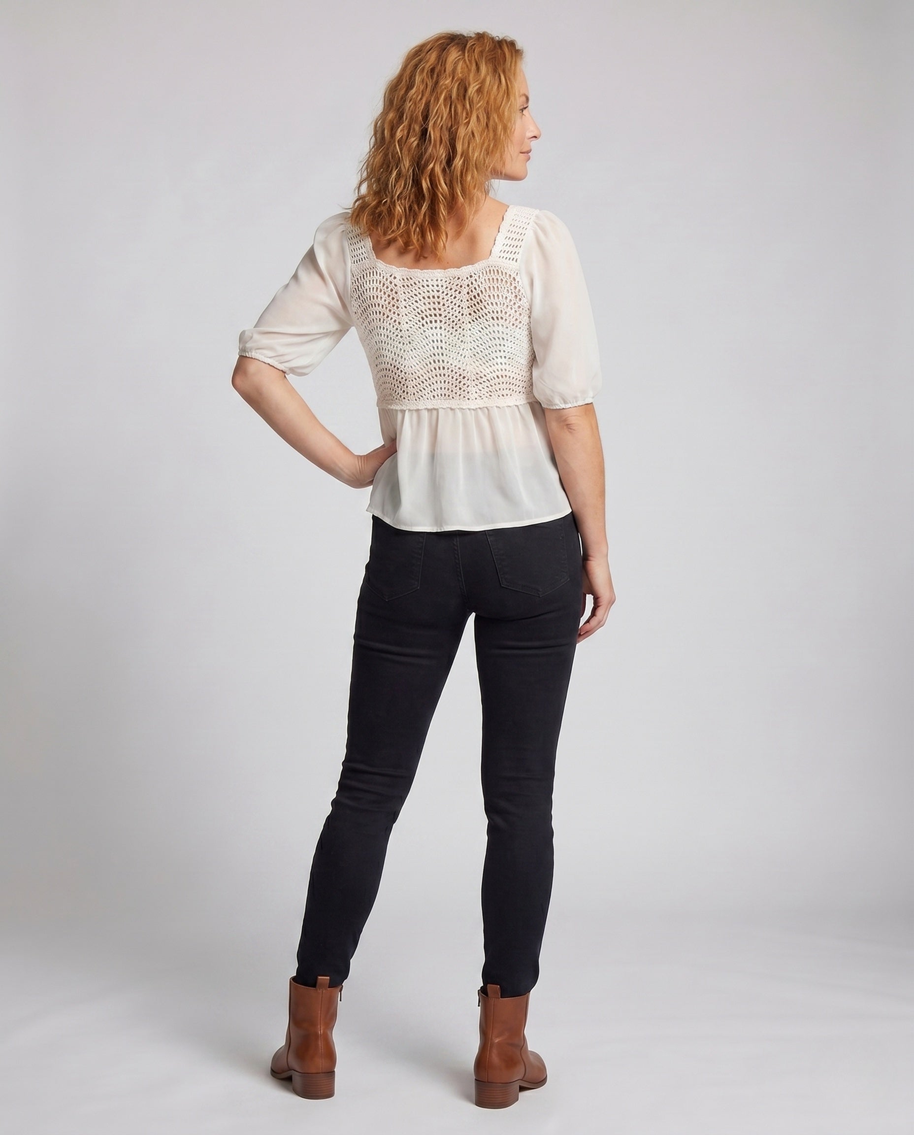 Product 15646883578186 - back_view