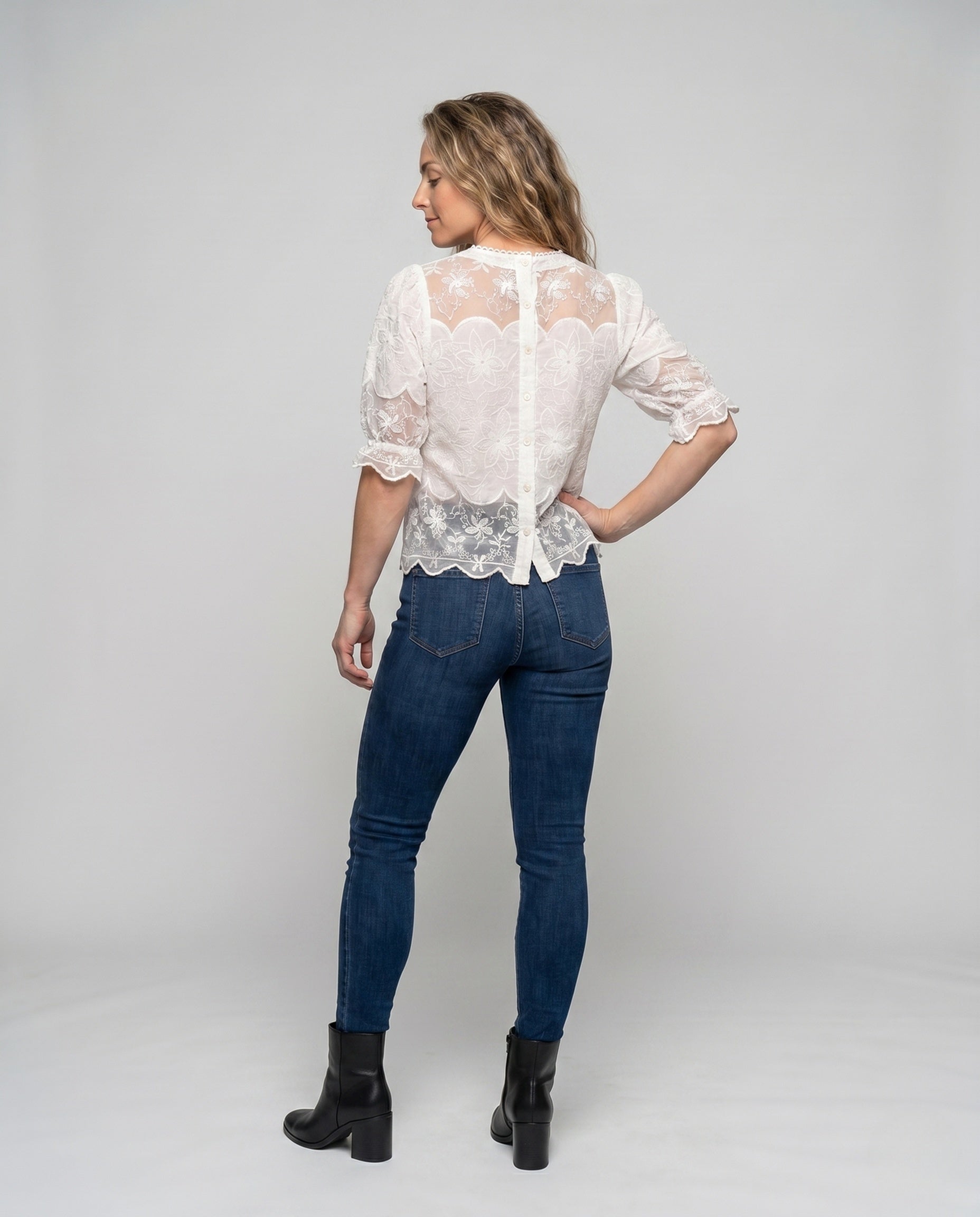 Product 15646884725066 - back_view