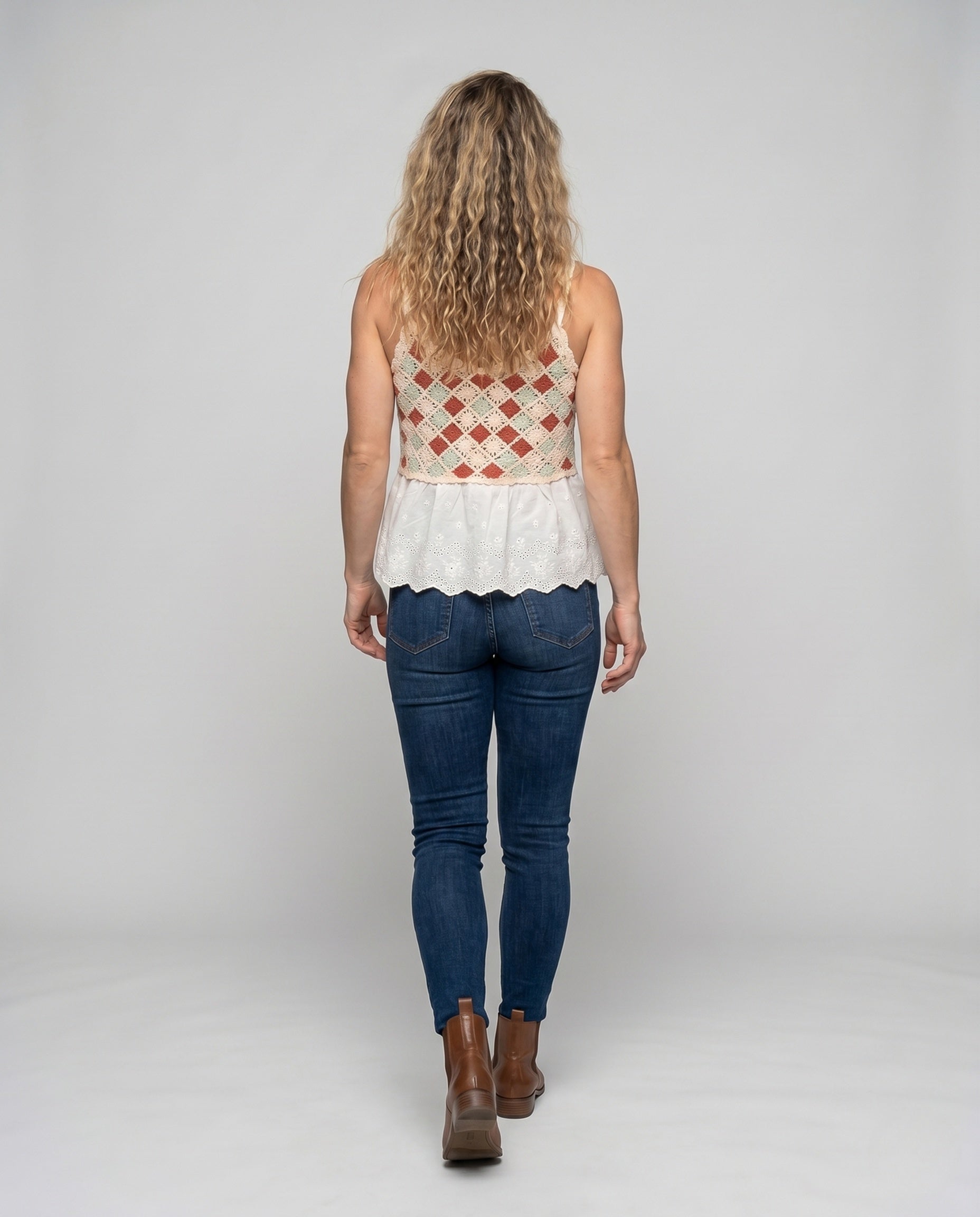 Product 15646885216586 - back_view