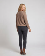Product 15646885675338 - back_view