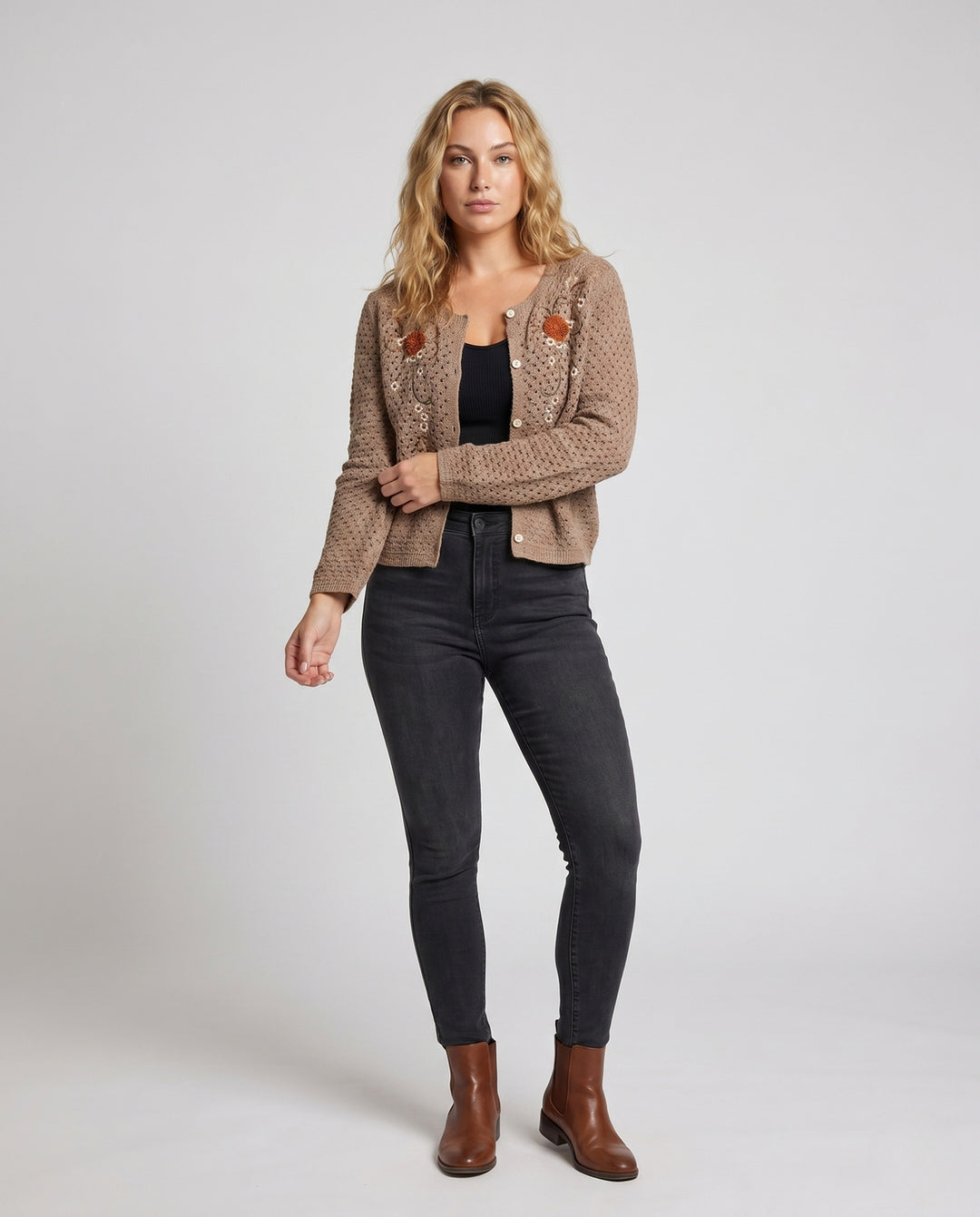 Product 15646885675338 - full_body_front