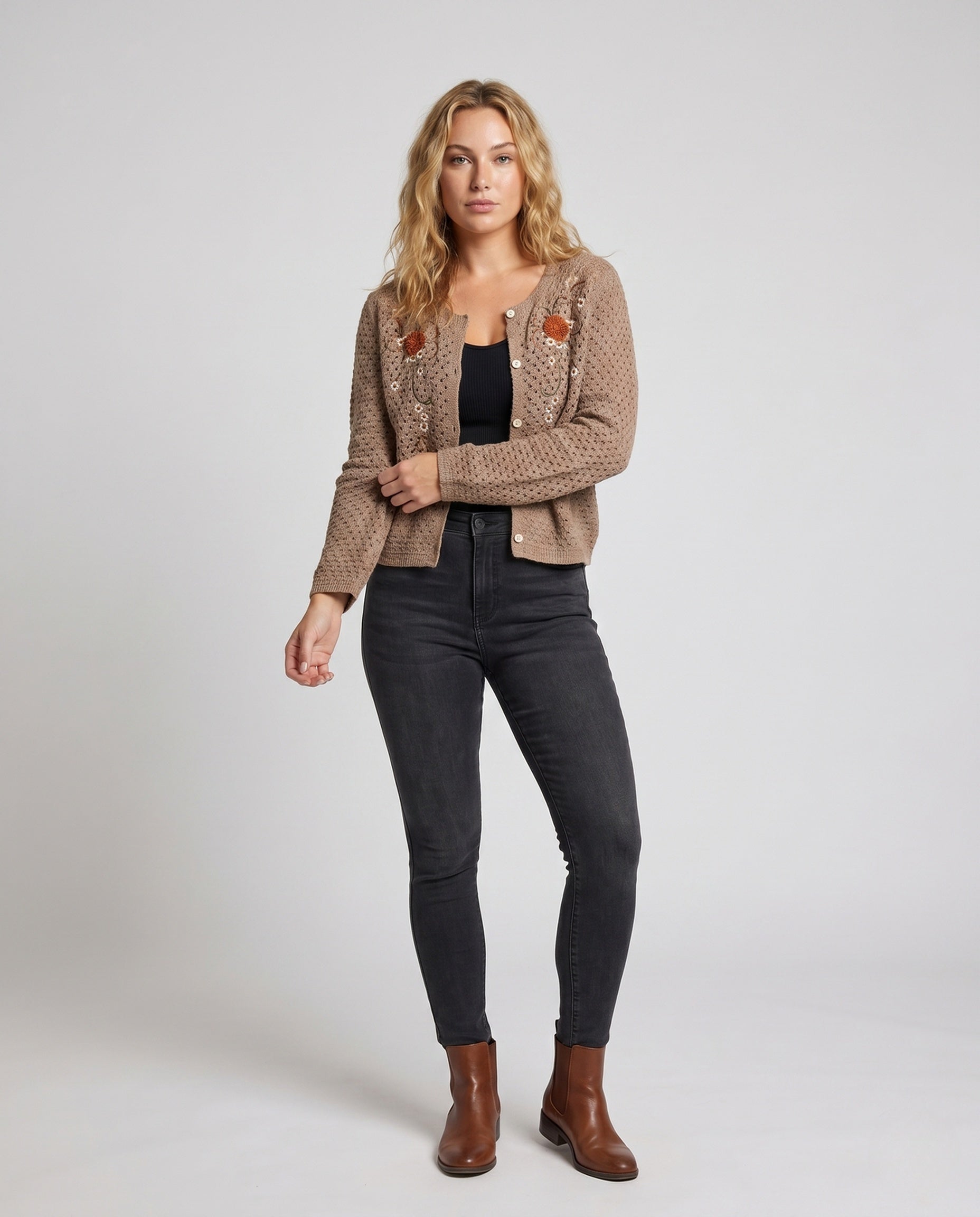 Product 15646885675338 - full_body_front