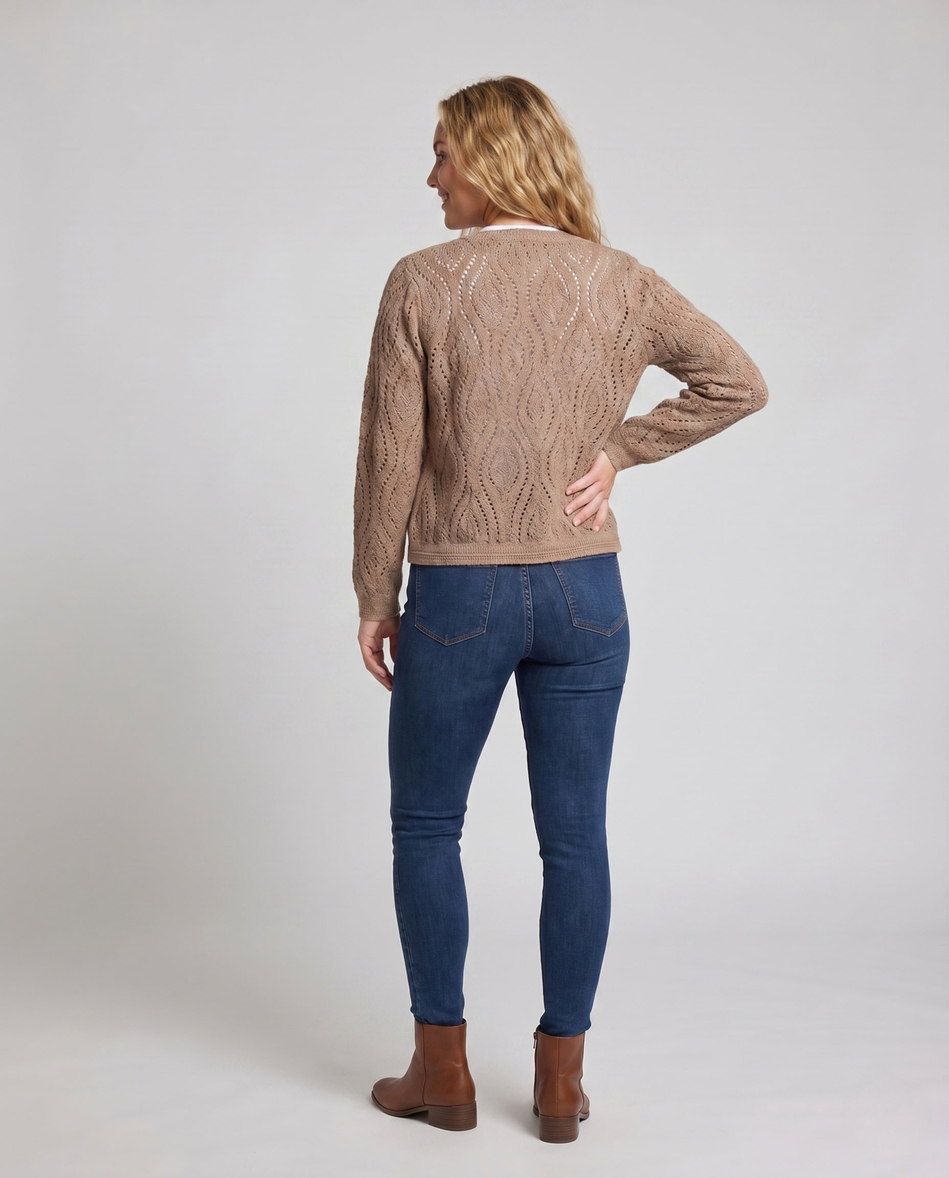 Product 15646885708106 - back_view