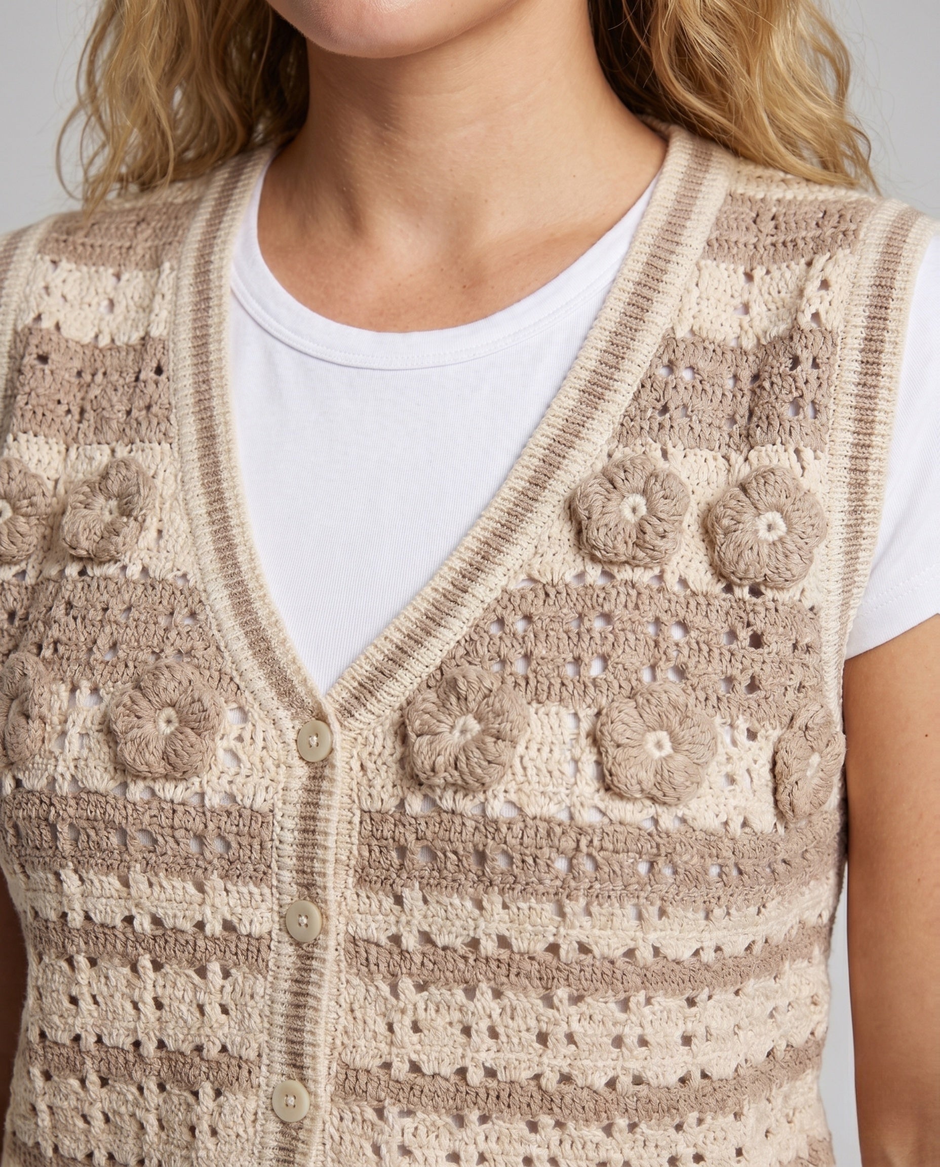 Product 15646885806410 - close_up_detail