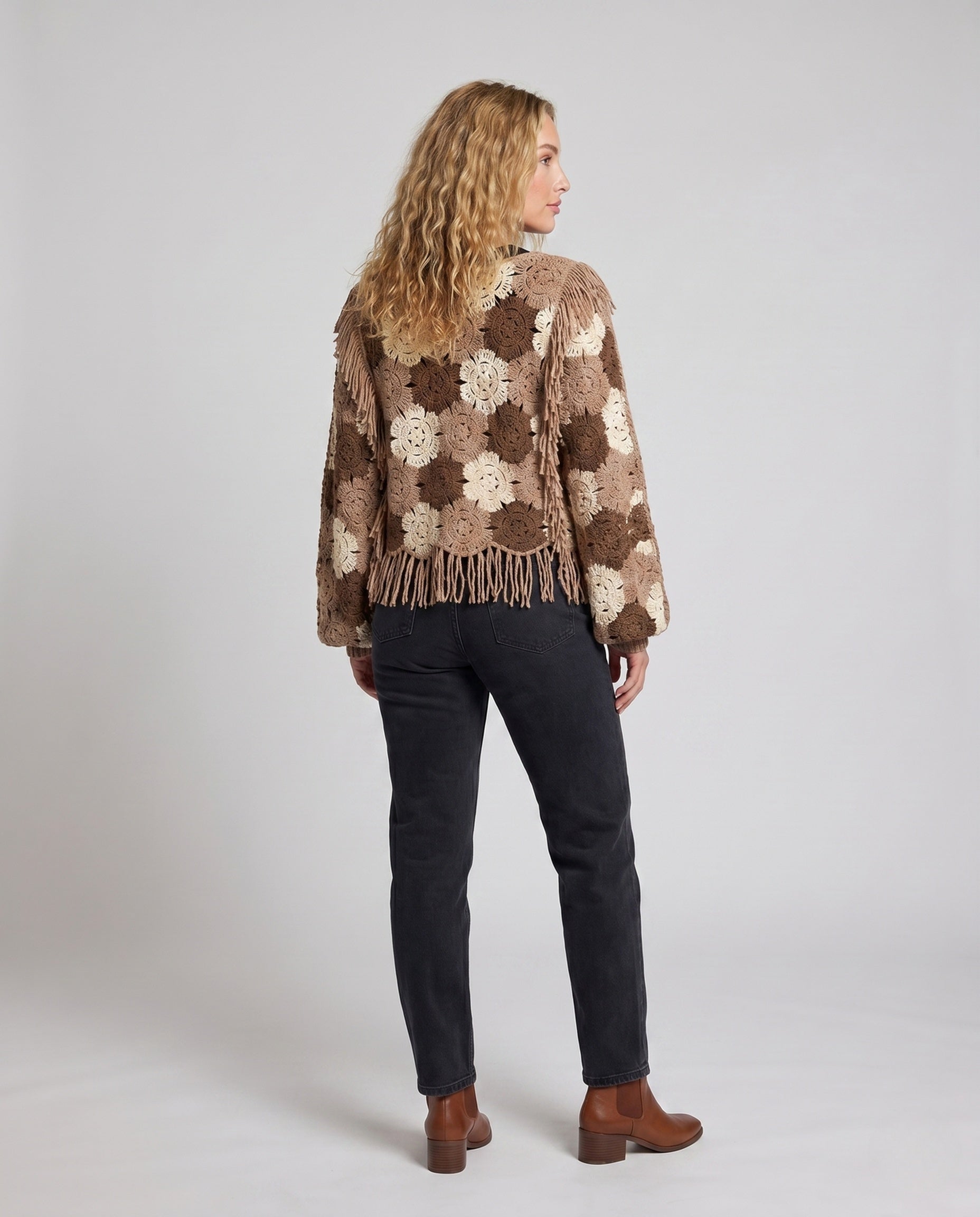 Product 15646885871946 - back_view