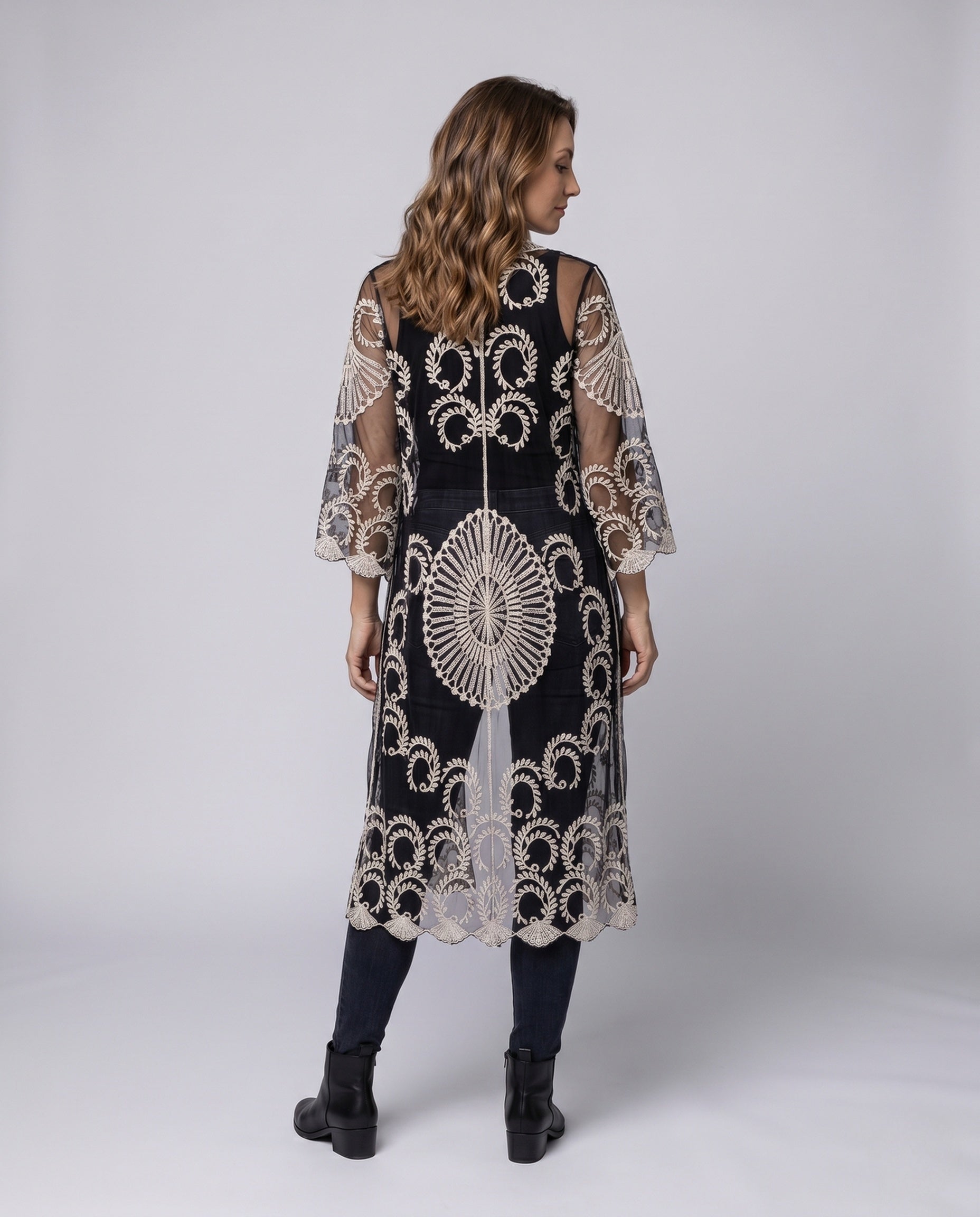 Product 15646887575882 - back_view