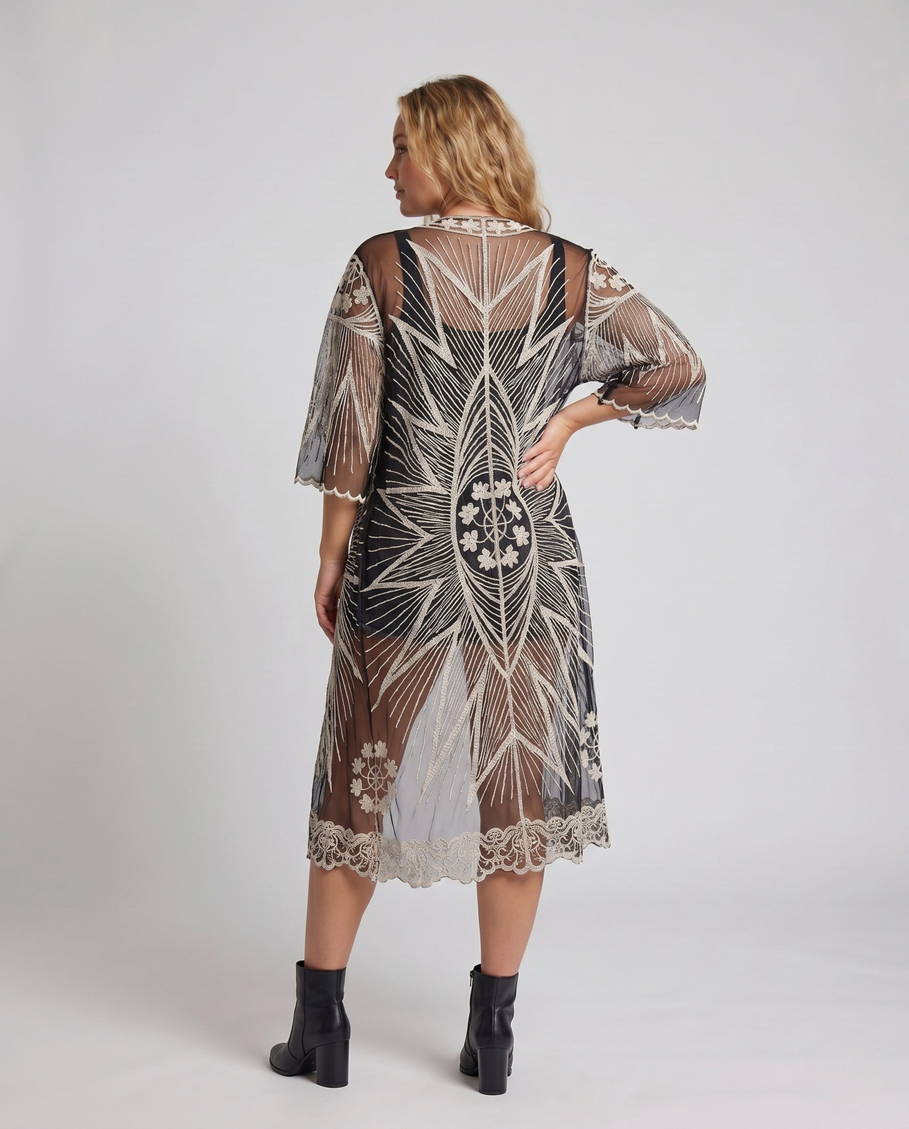 Product 15646889673034 - back_view