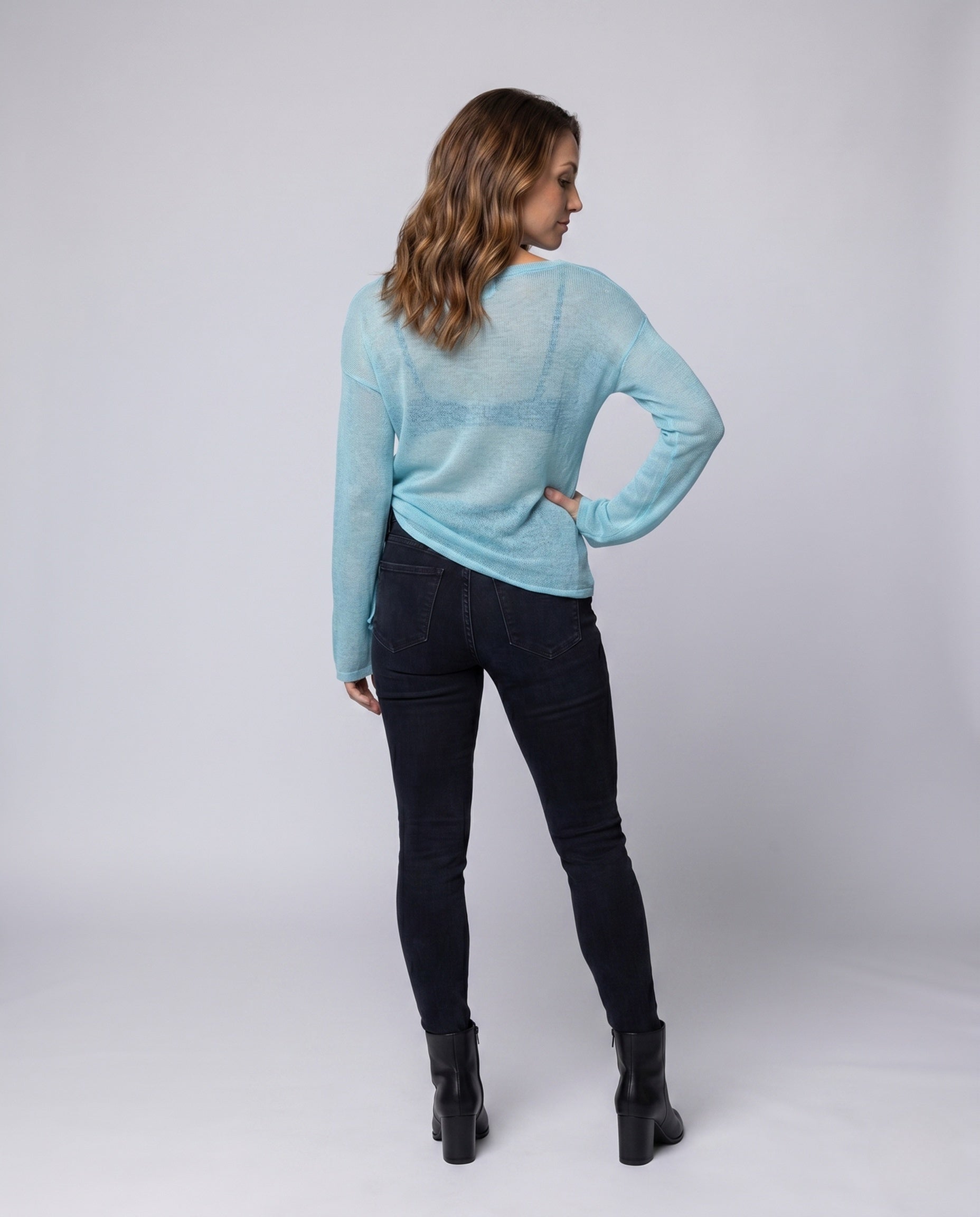 Product 15648492388682 - back_view