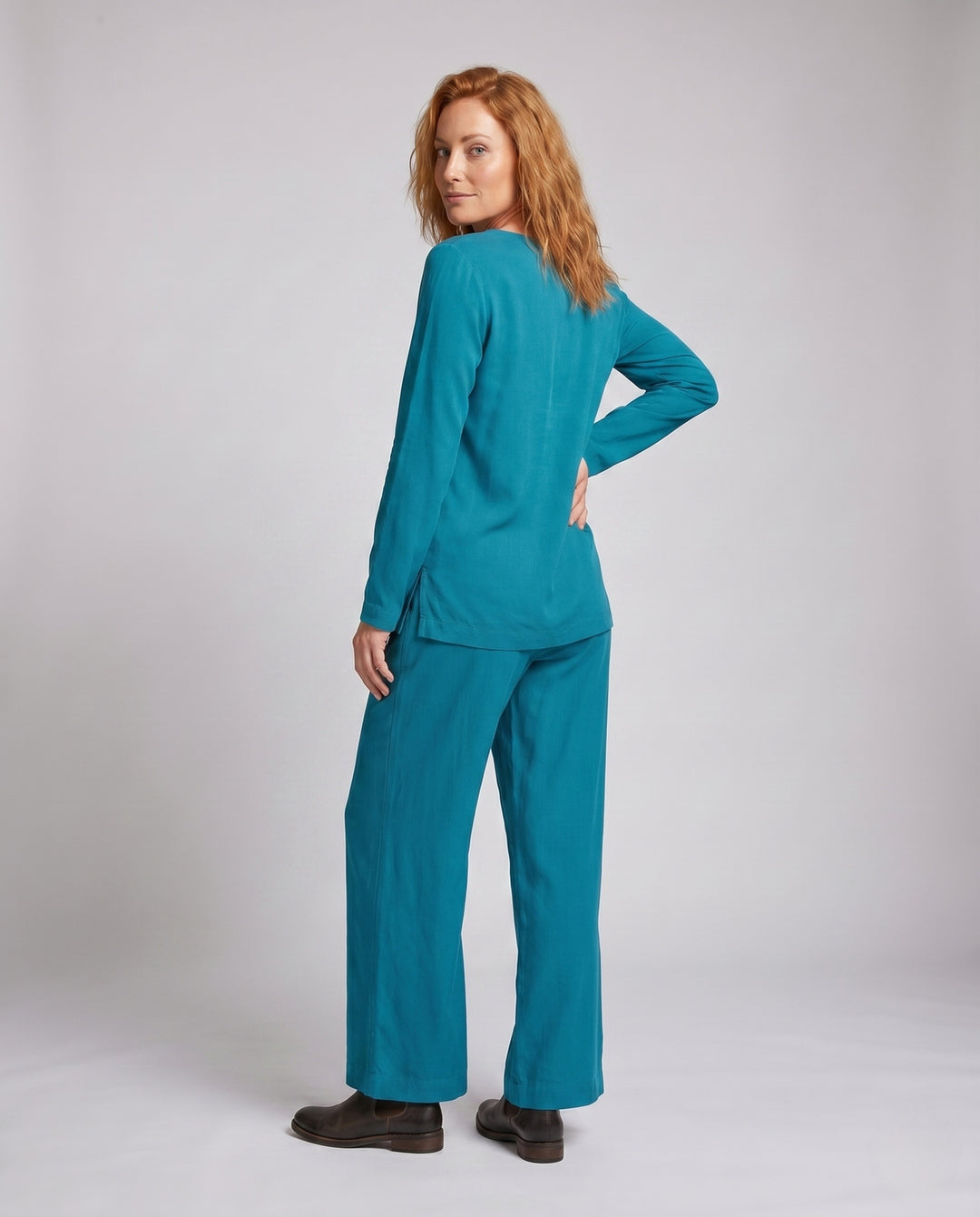 Product 15648540131658 - back_view