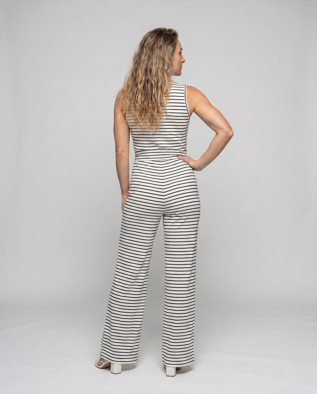 Product 15648541344074 - back_view
