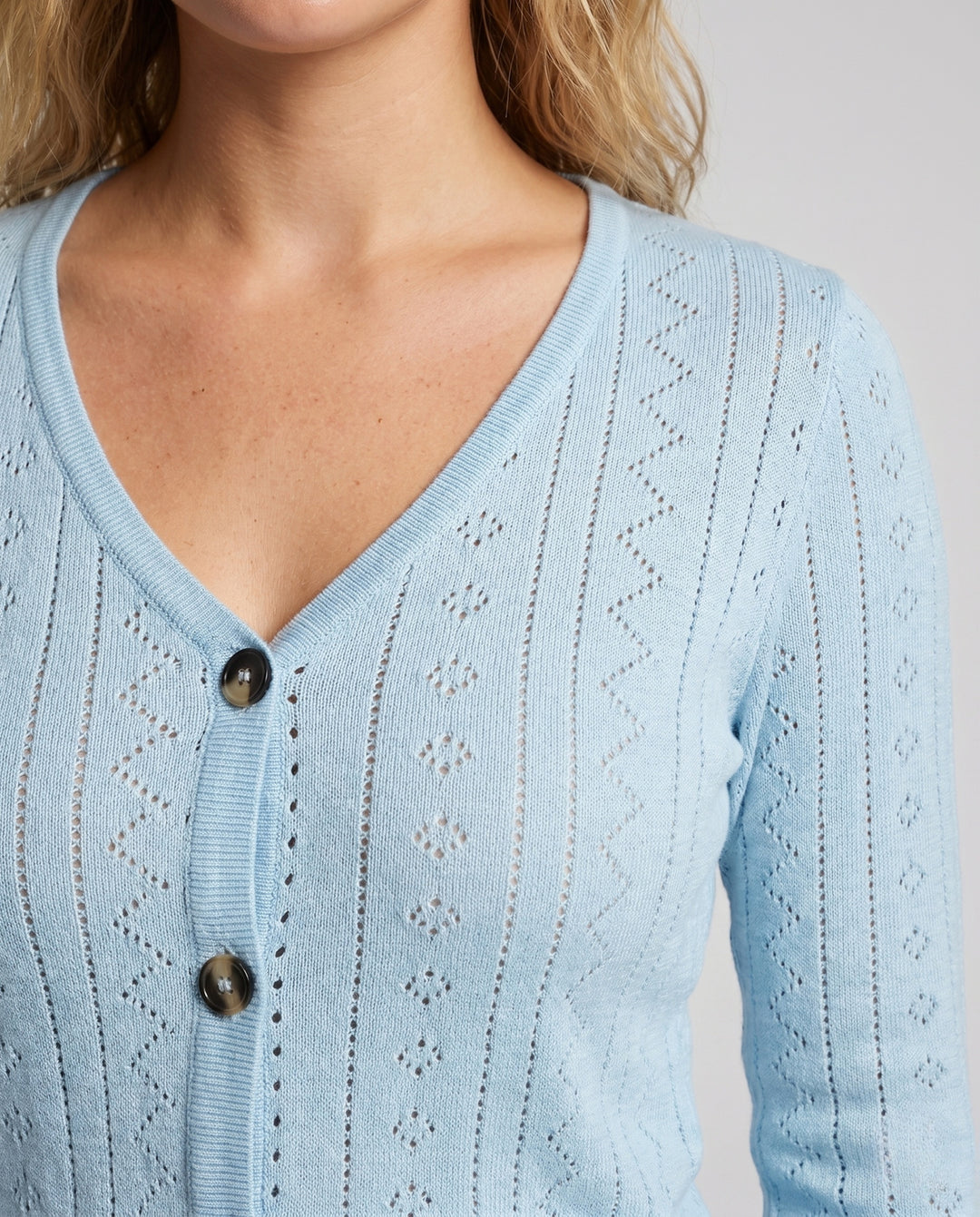 Product 15648541868362 - close_up_detail