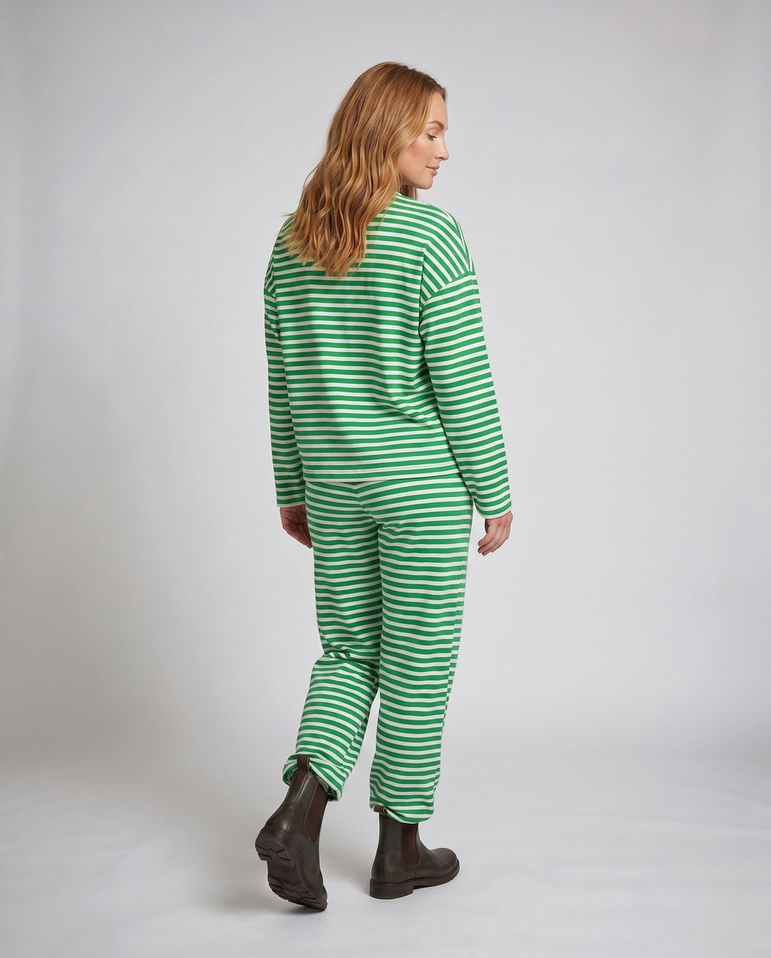 Product 15648542359882 - back_view