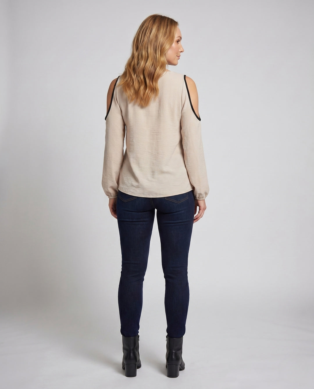 Product 15648545177930 - back_view