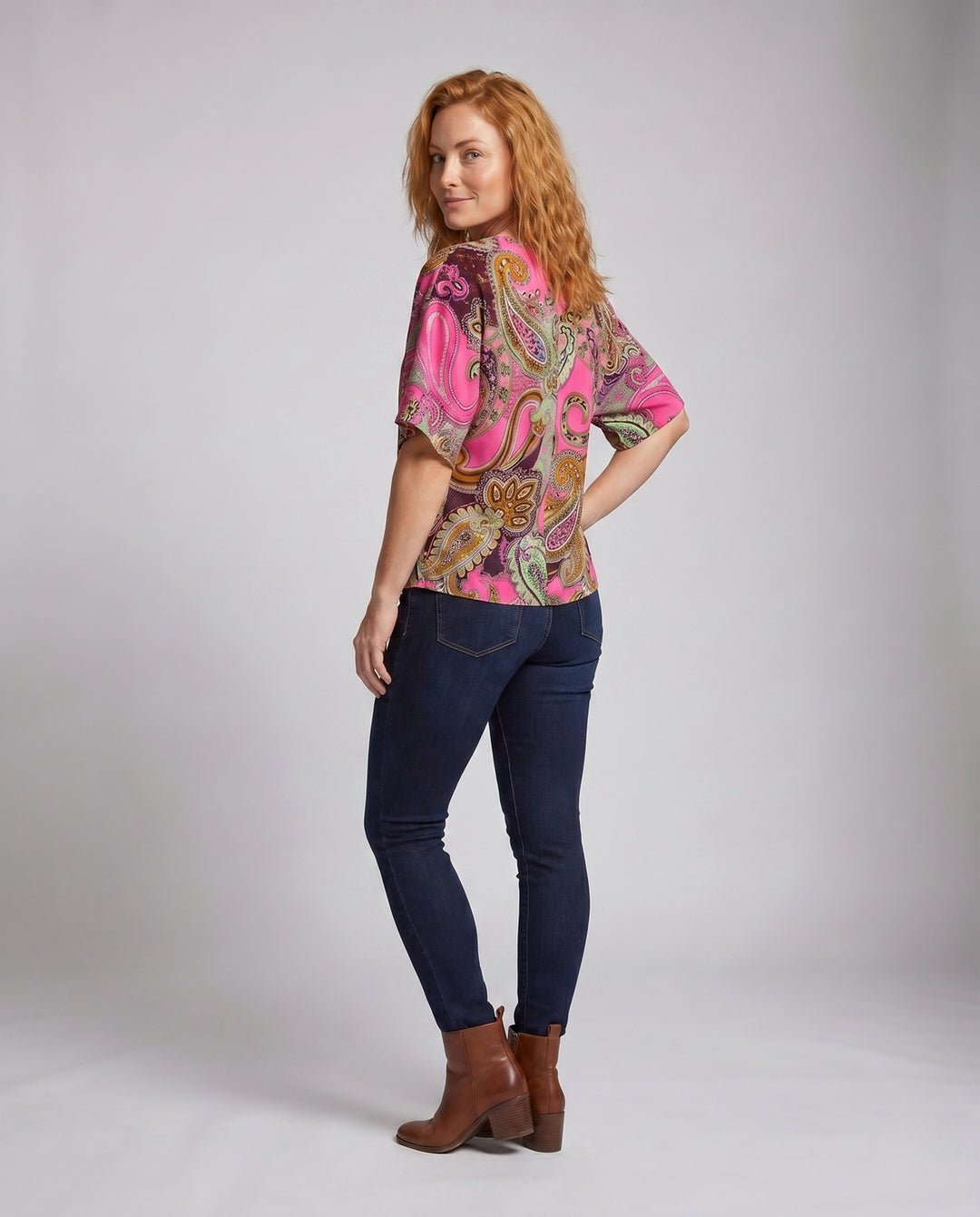 Product 15648546095434 - back_view