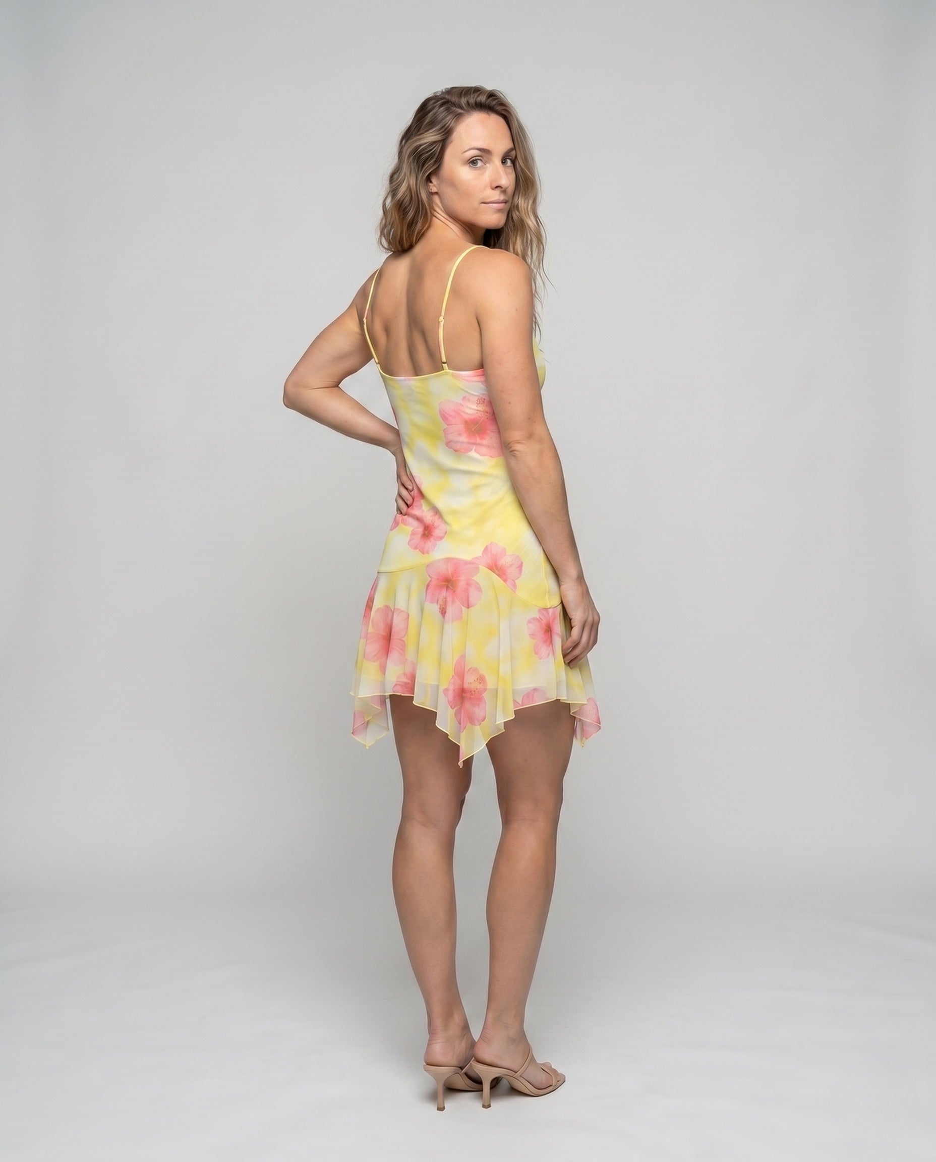 Product 15648671170890 - back_view