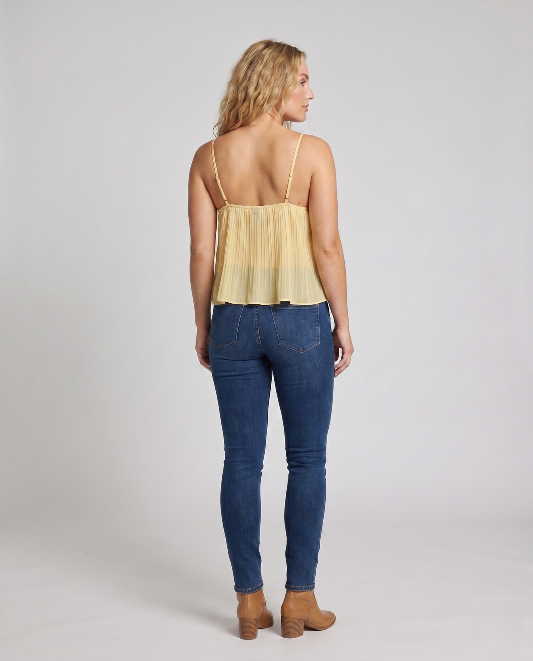 Product 15648672121162 - back_view
