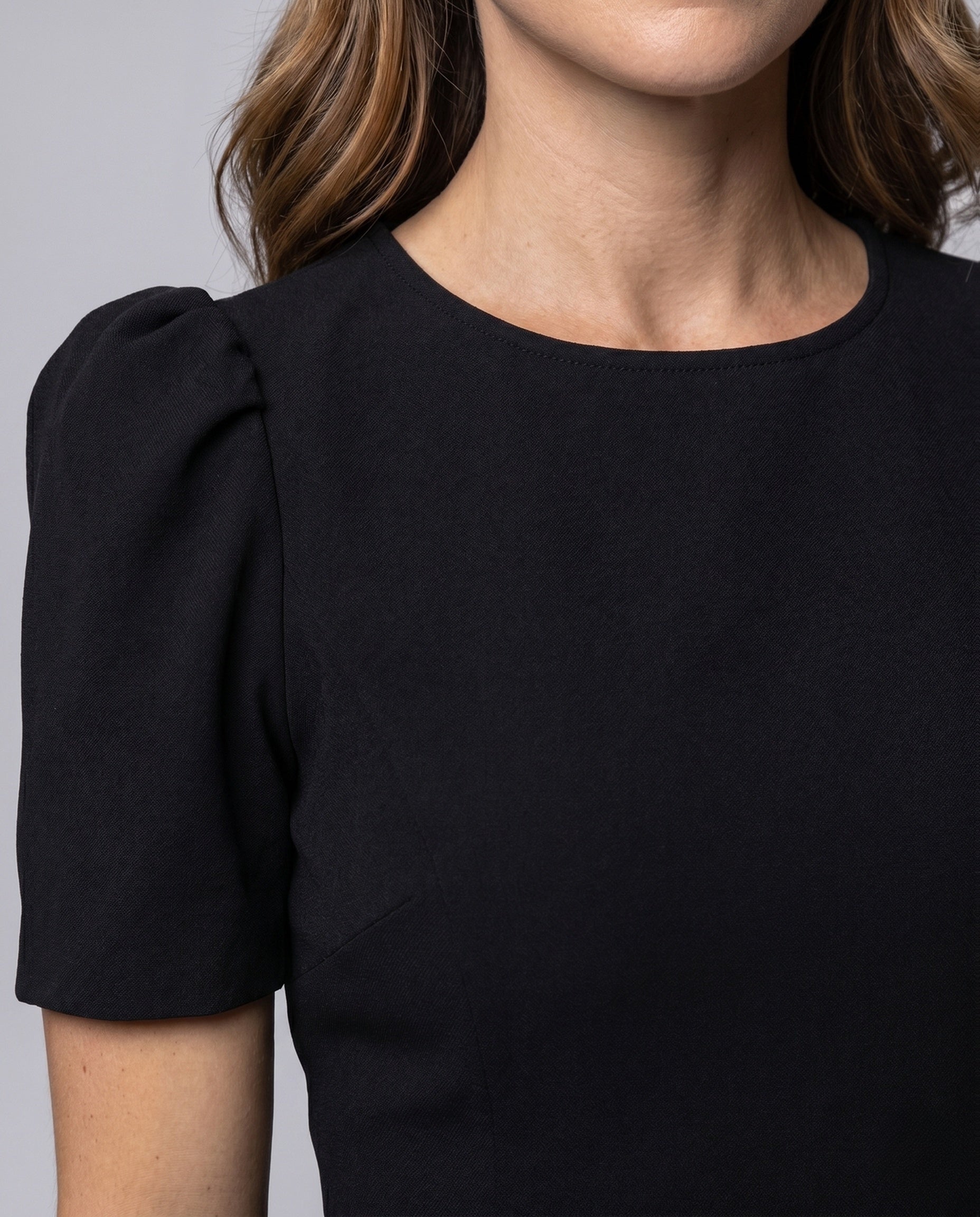 Product 15648675823946 - close_up_detail