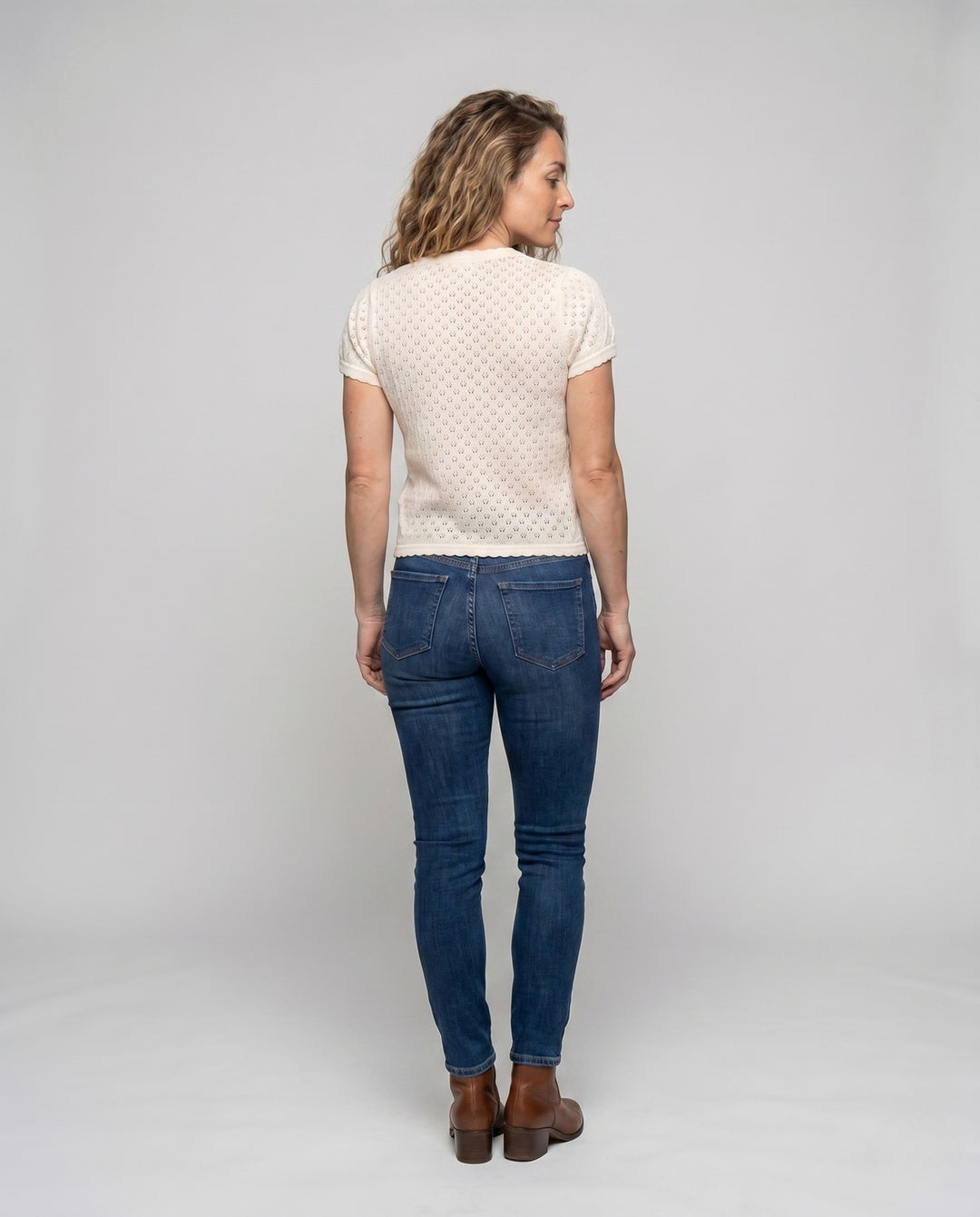 Product 15648687980874 - back_view