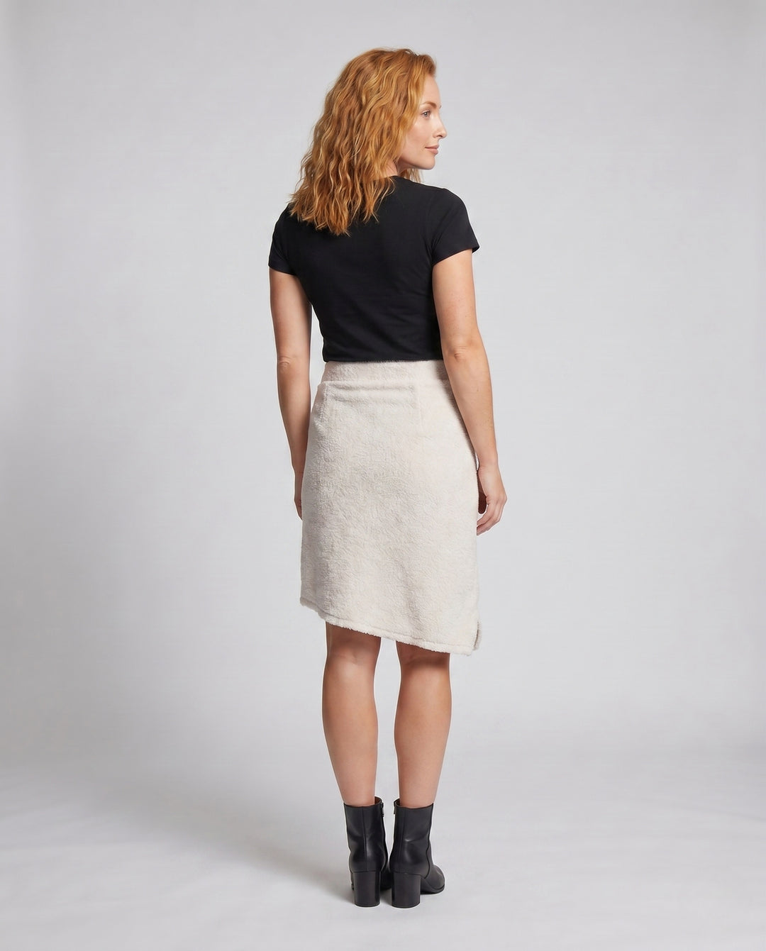 Product 15648697876810 - back_view
