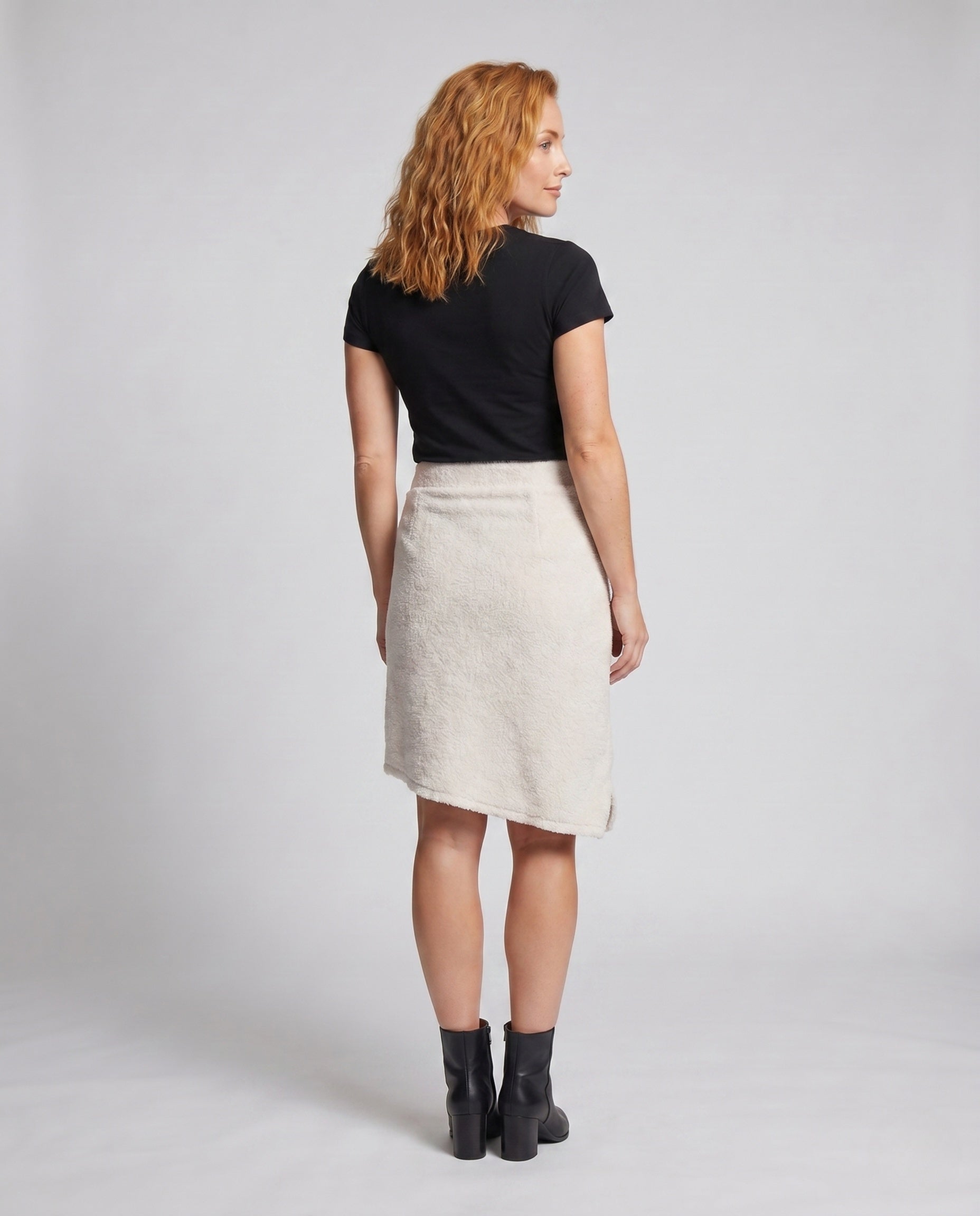 Product 15648697876810 - back_view