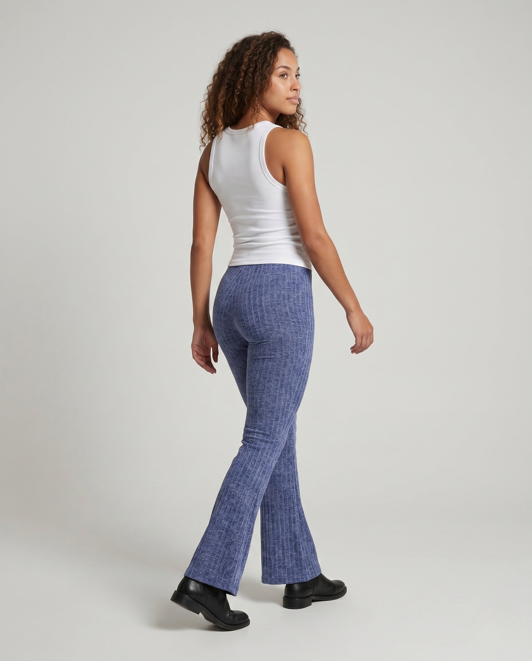 Product 15654605324618 - back_view