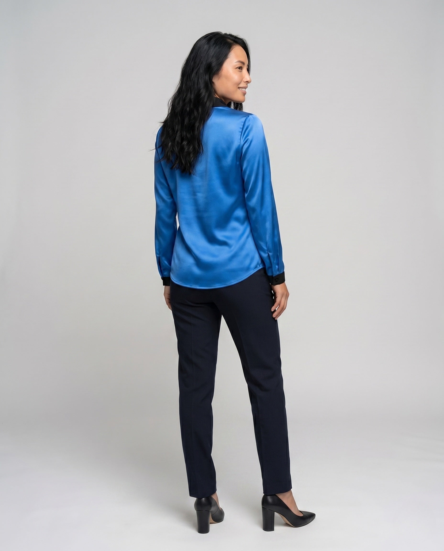 Product 15654607389002 - back_view