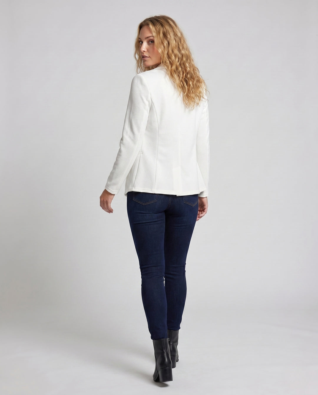 Product 15654607749450 - back_view