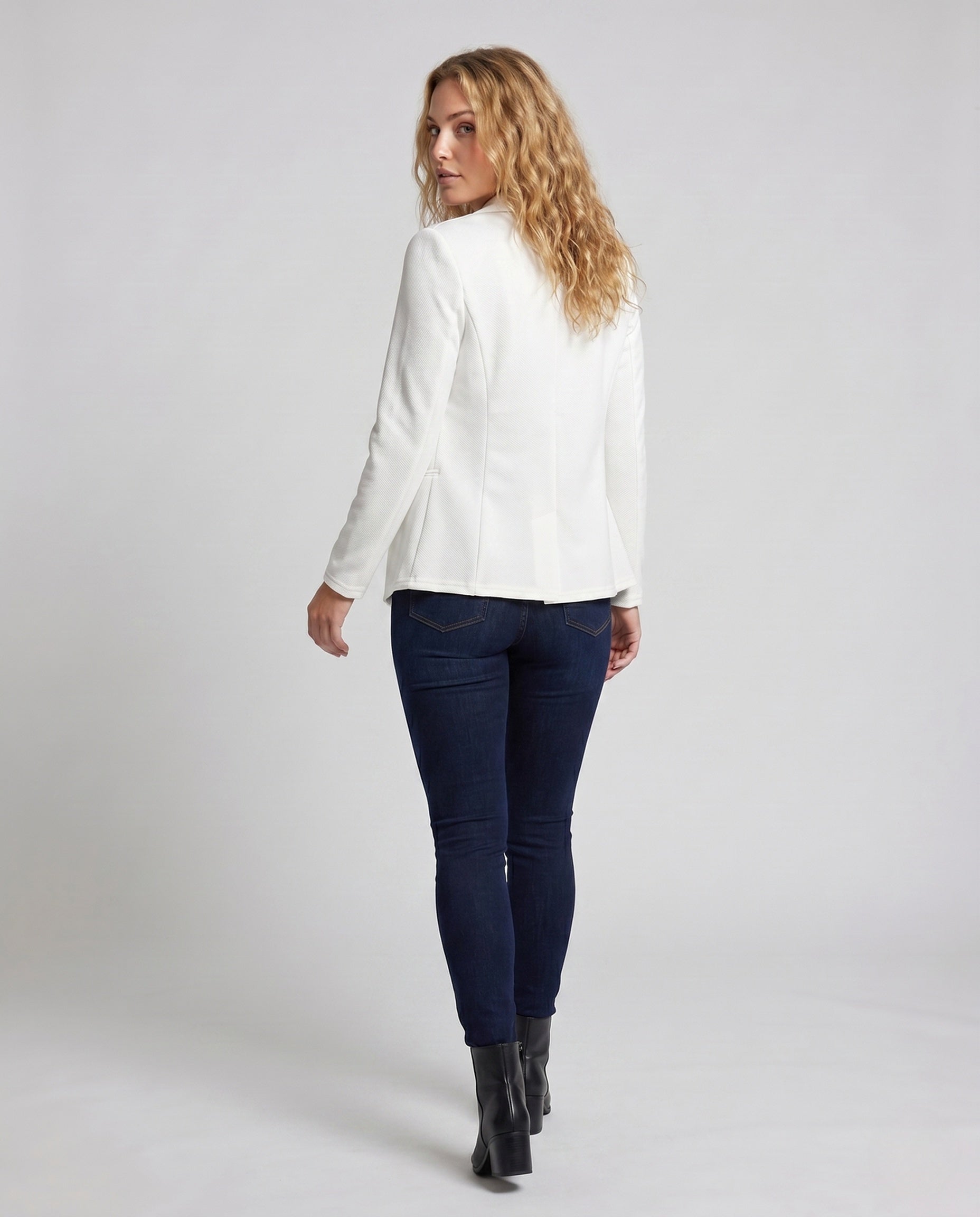 Product 15654607749450 - back_view