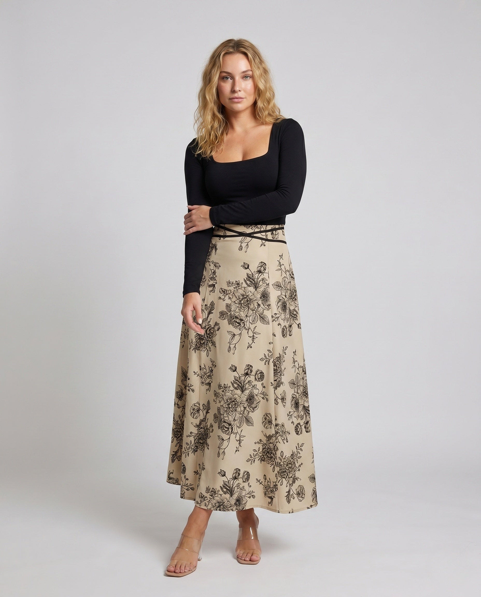 Product 15654608372042 - full_body_front