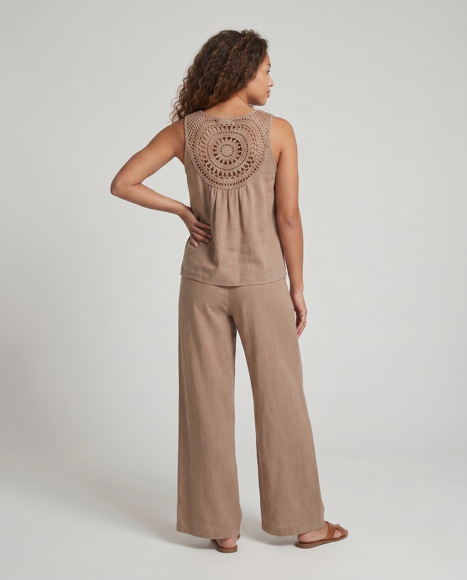 Product 15654613614922 - back_view