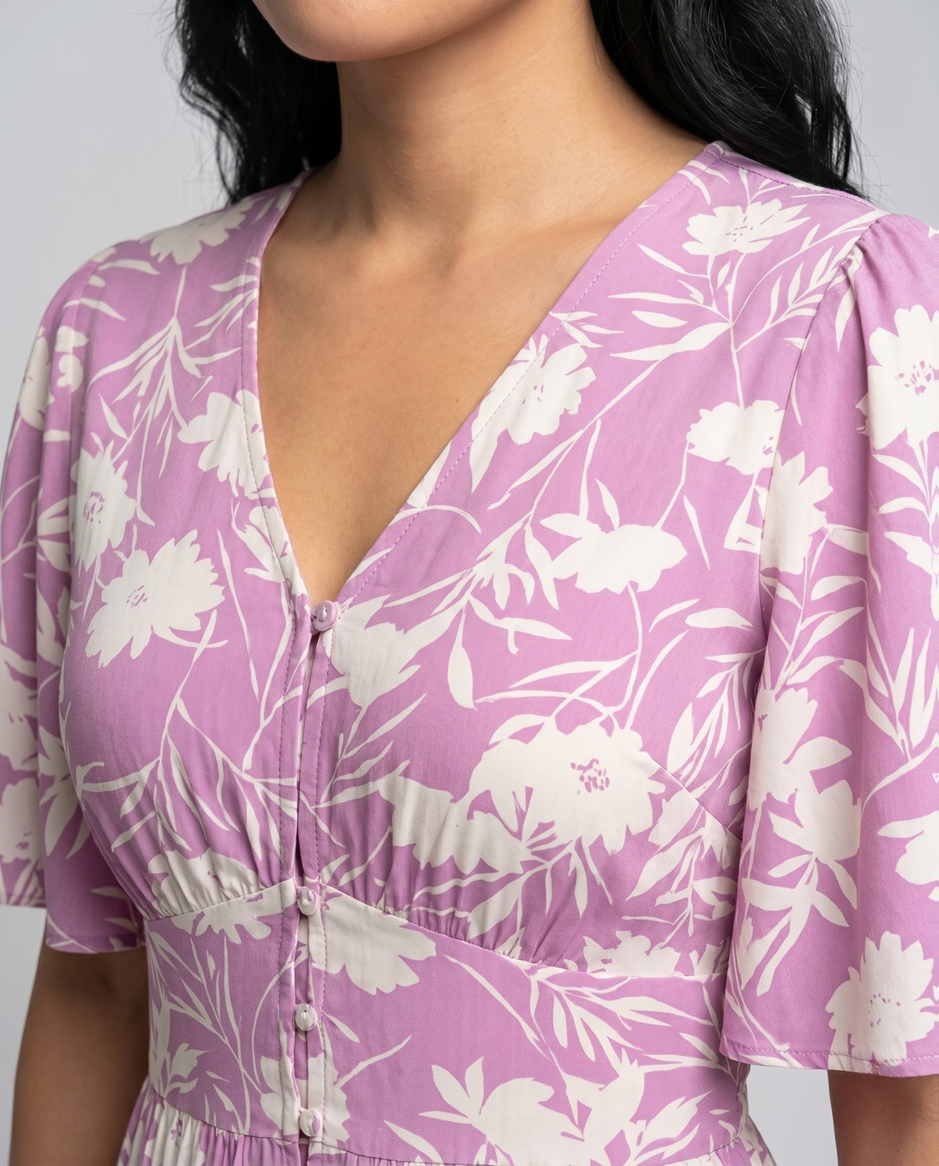 Product 15654614663498 - close_up_detail