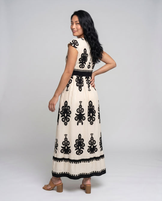 Product 15654616727882 - back_view