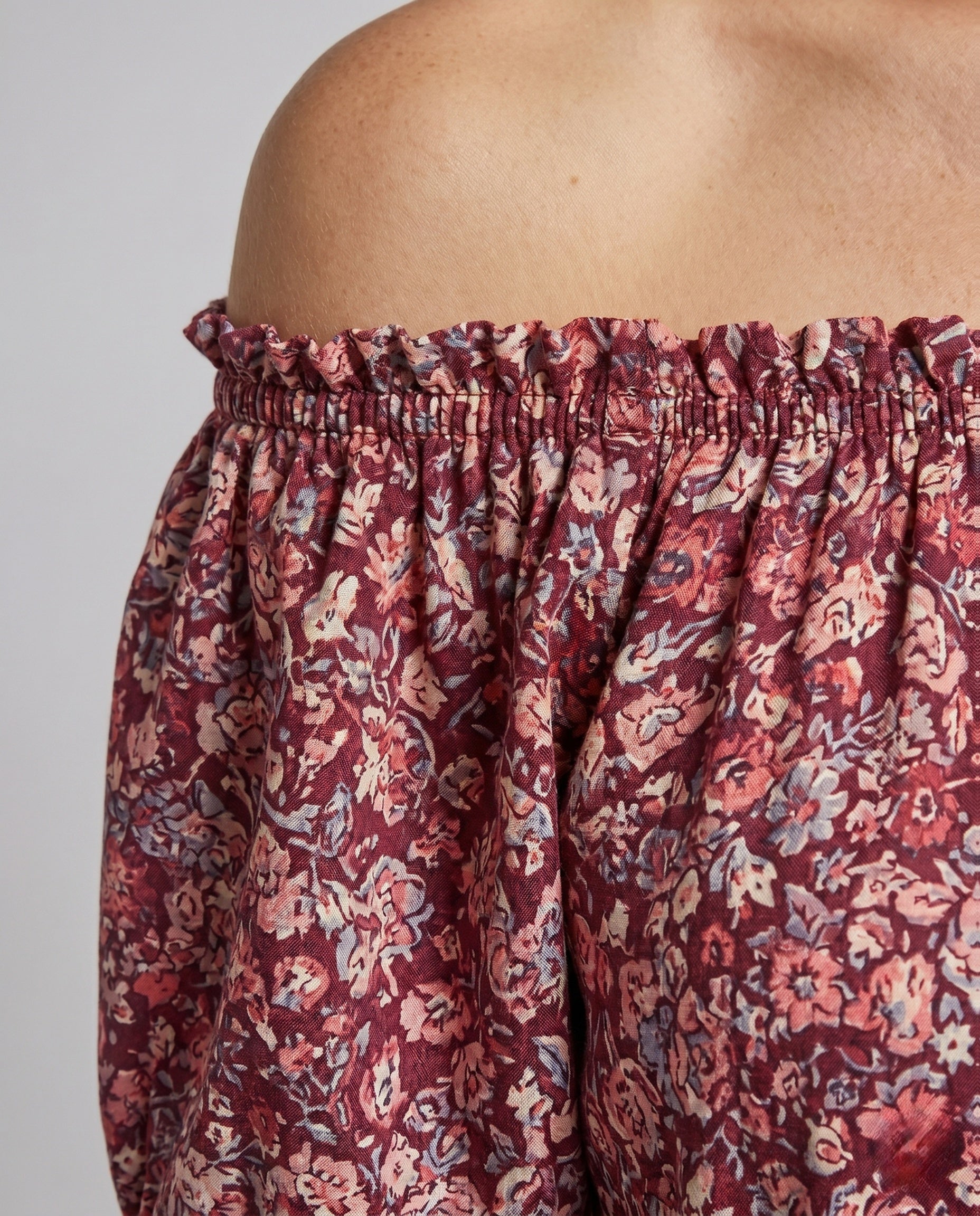 Product 15654619513162 - close_up_detail