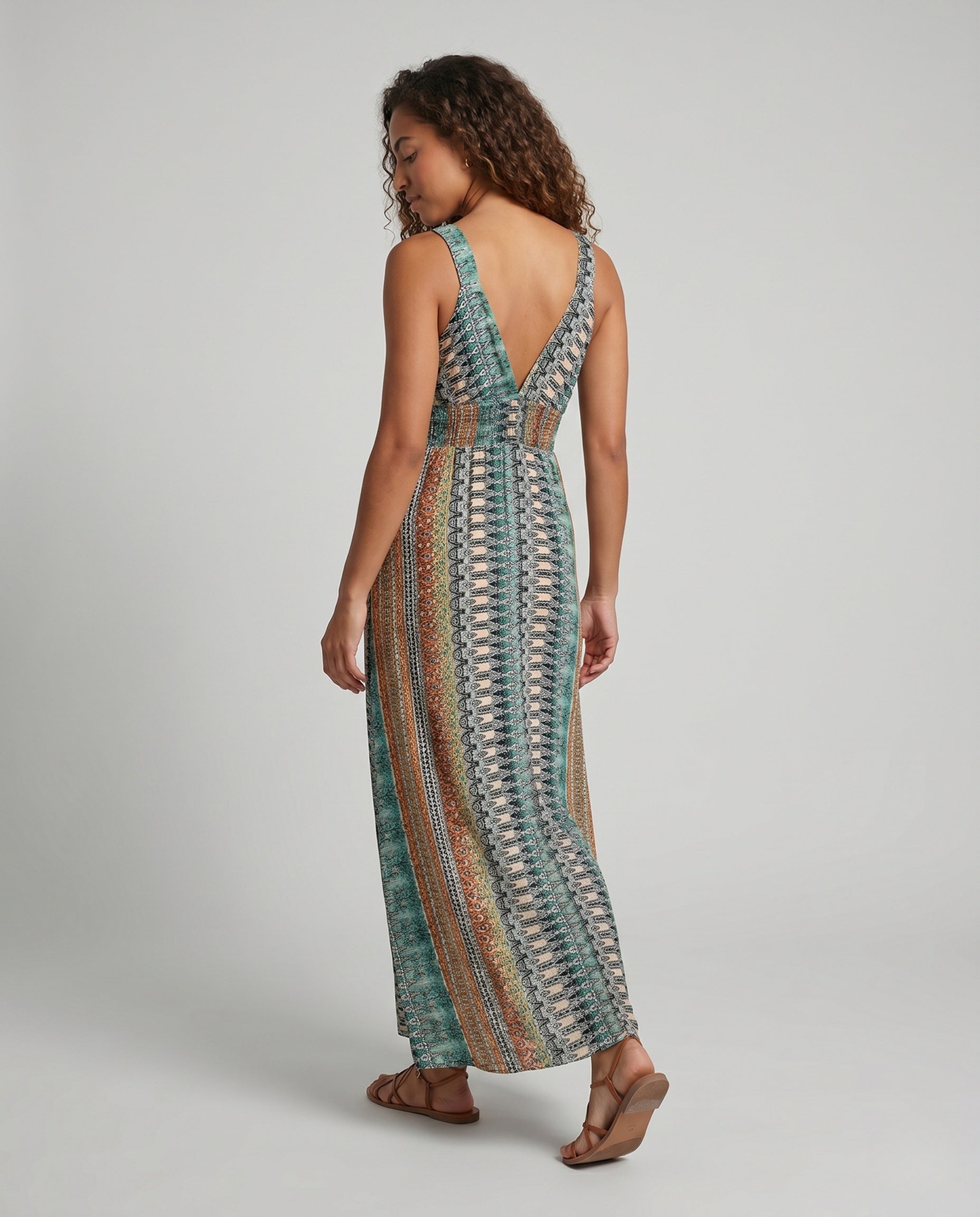 Product 15654620823882 - back_view