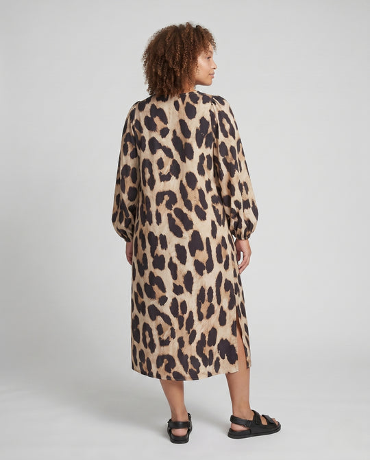 Product 15654621806922 - back_view