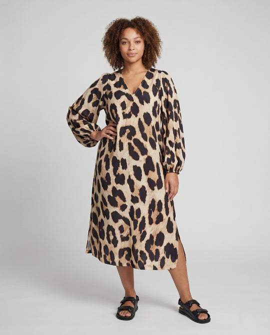 Product 15654621806922 - full_body_front