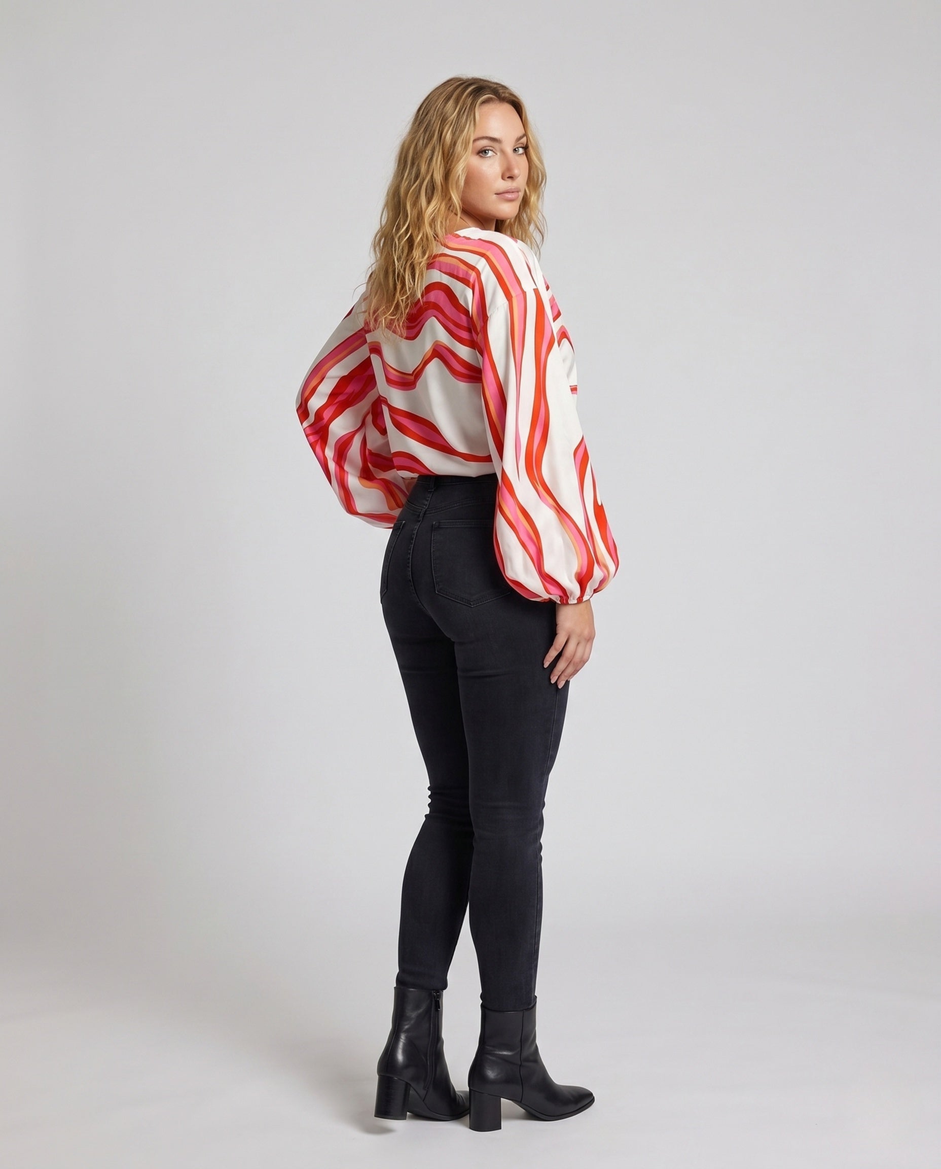 Product 15654622527818 - full_body_front