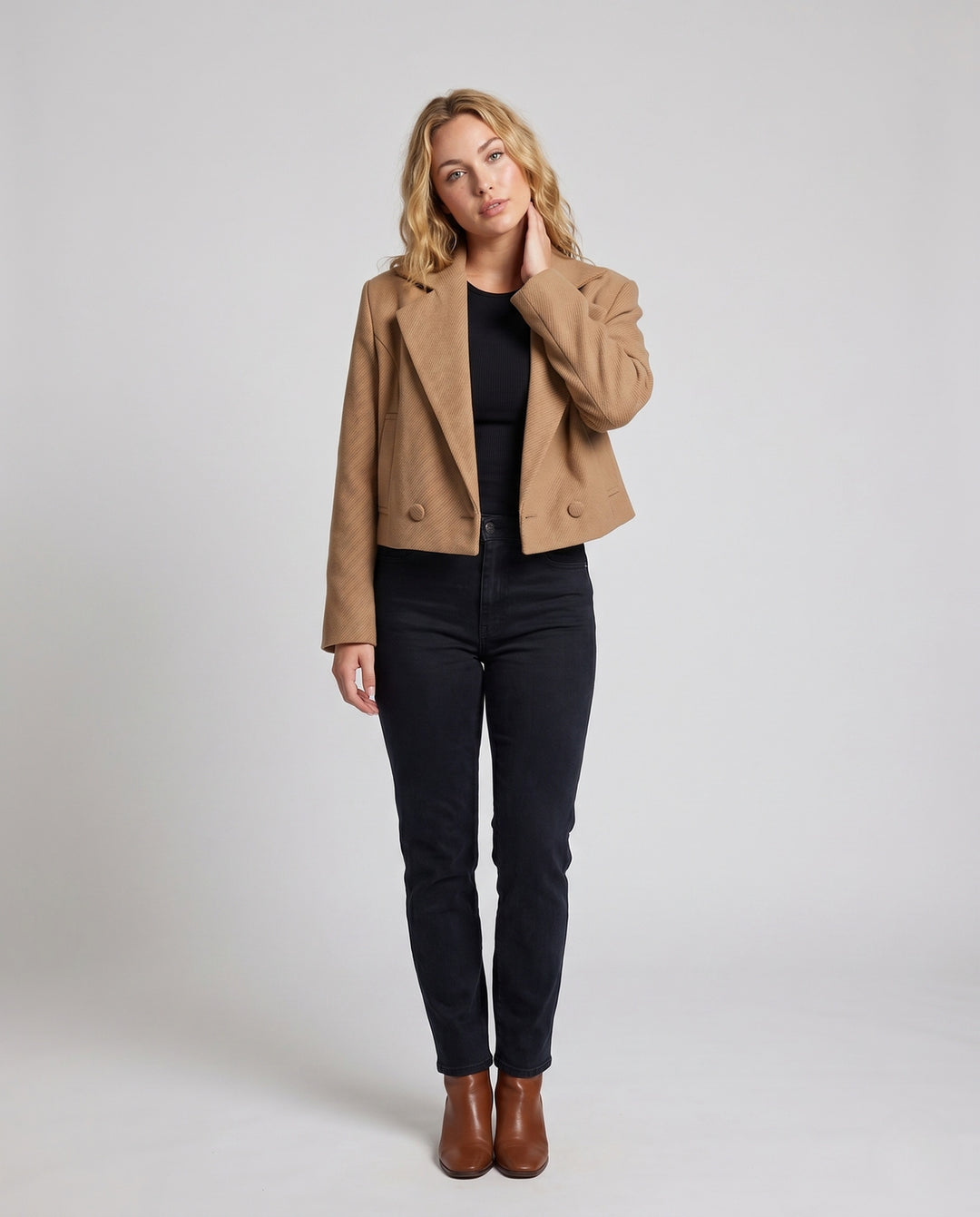 Product 15654623183178 - full_body_front