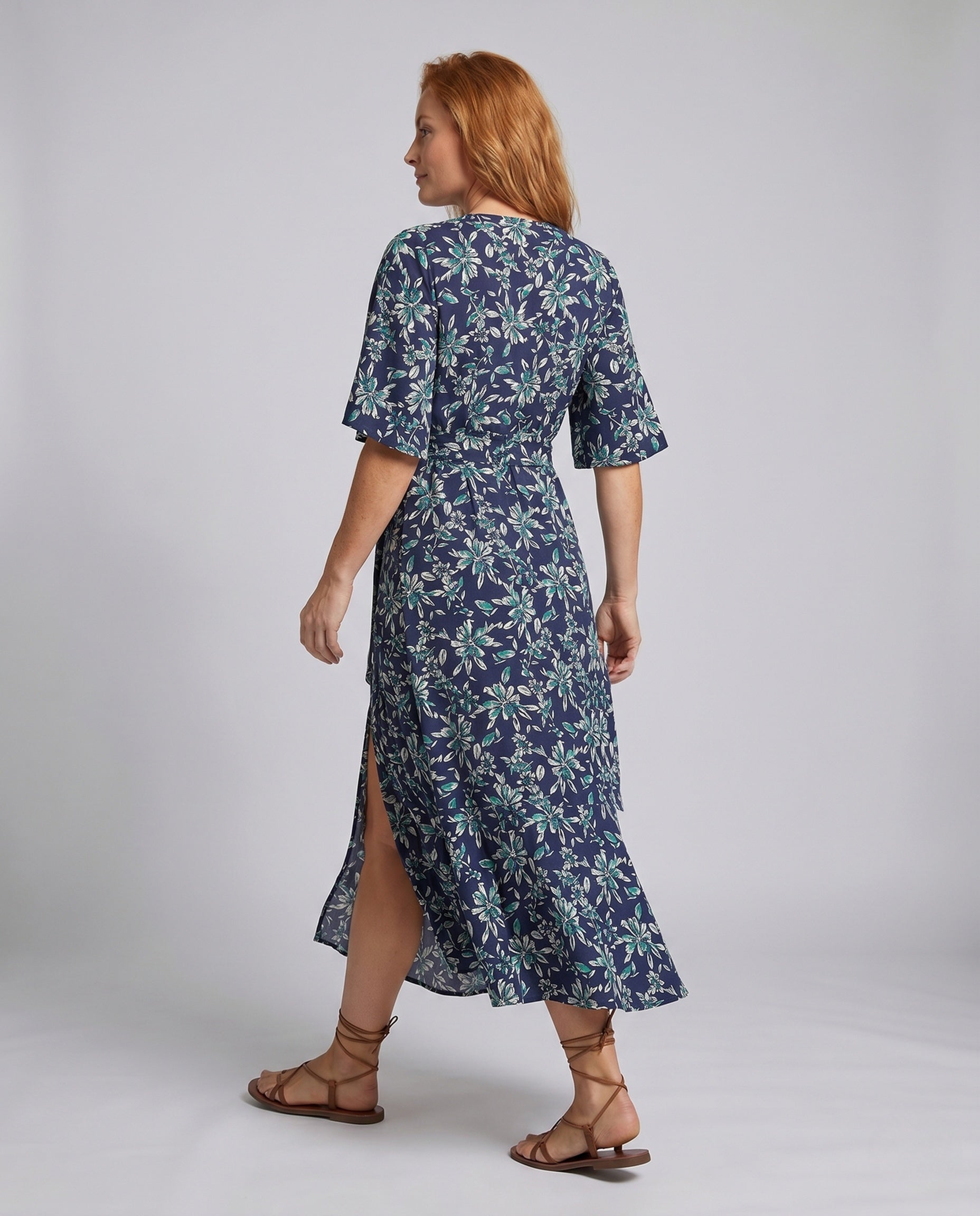 Product 15654626263370 - back_view