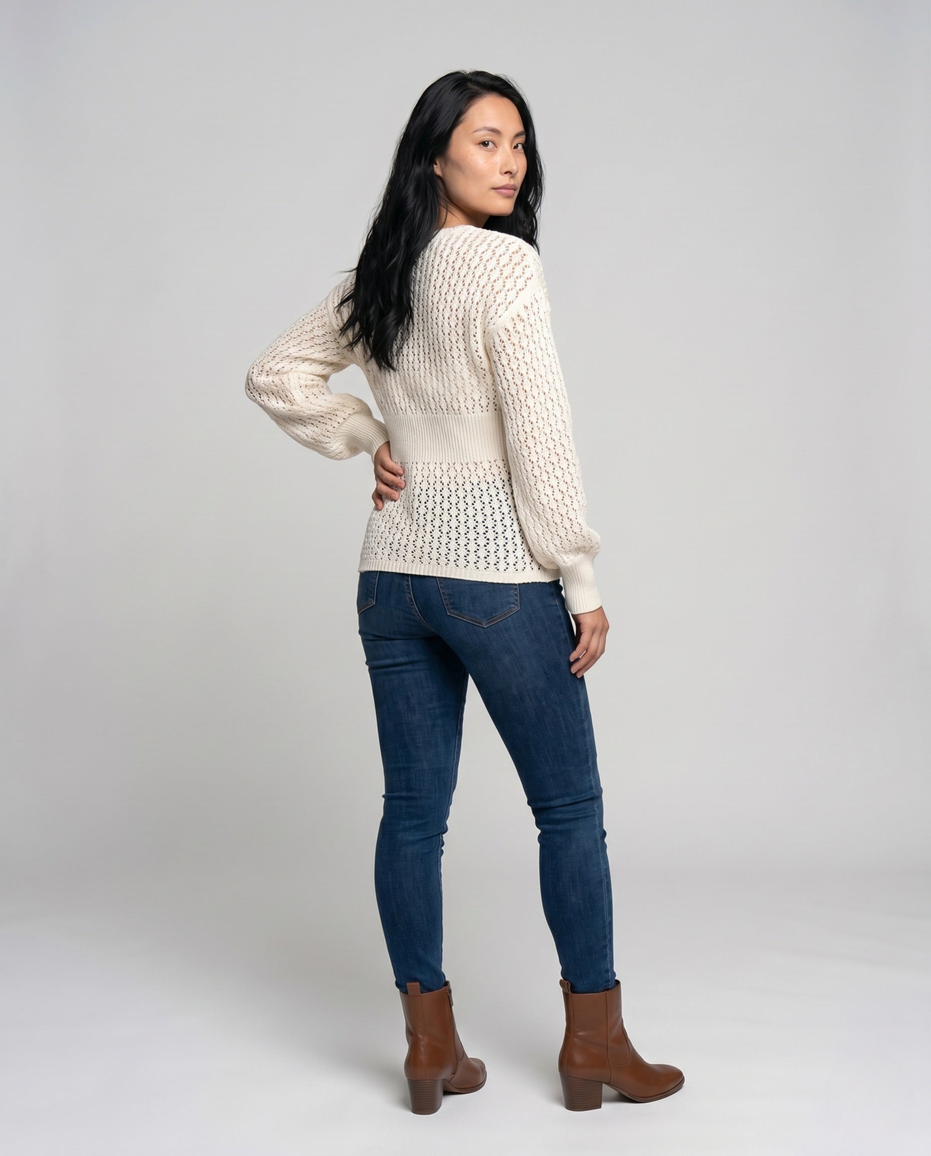 Product 15654663127370 - back_view