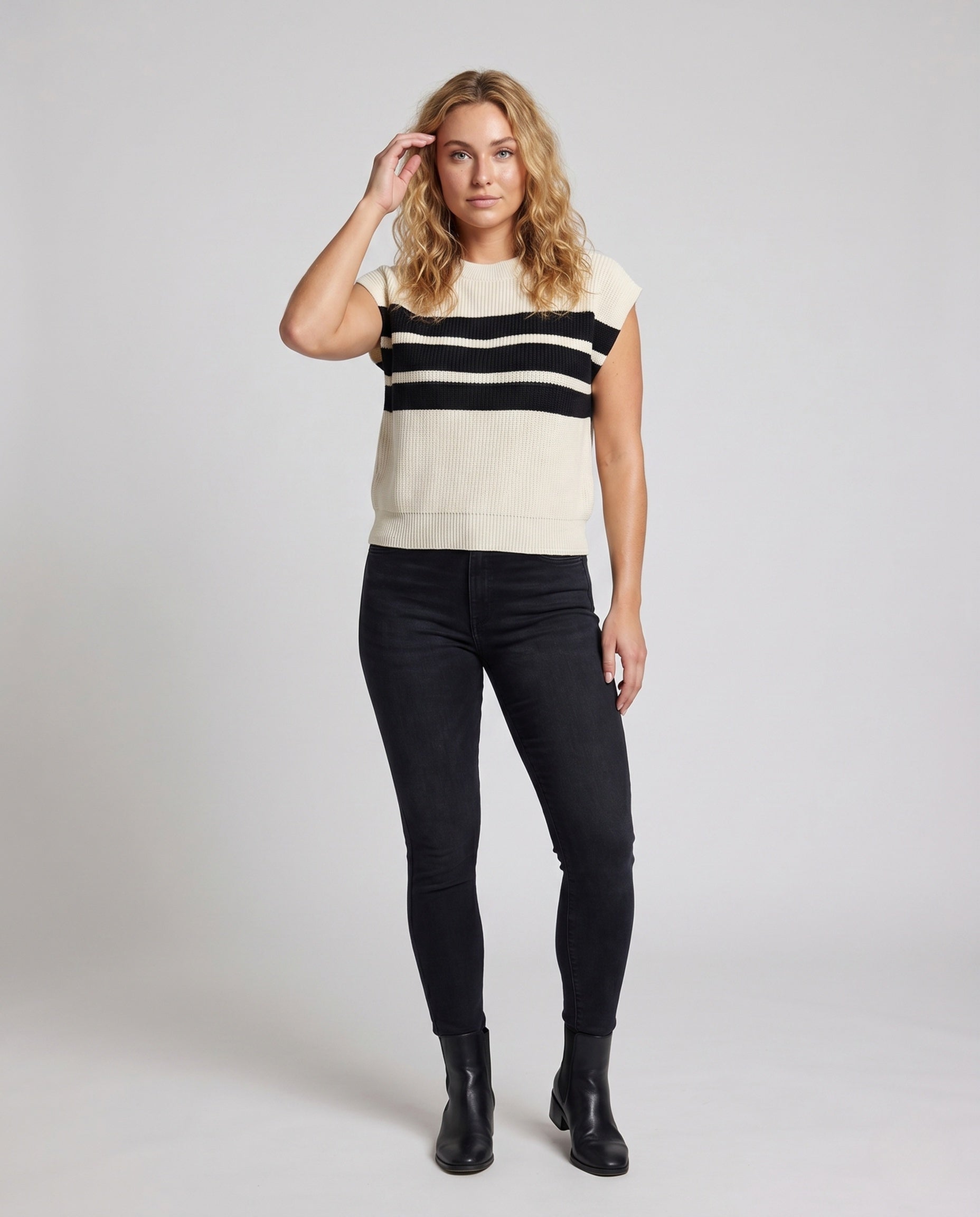 Product 15654663881034 - full_body_front