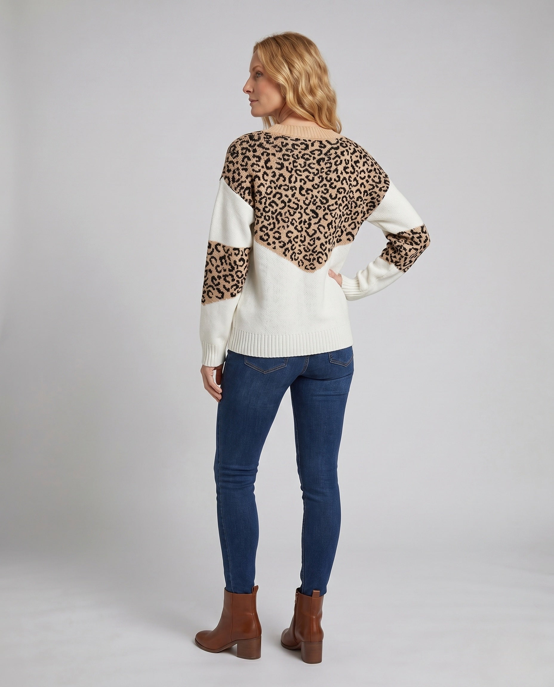 Product 15654665027914 - back_view