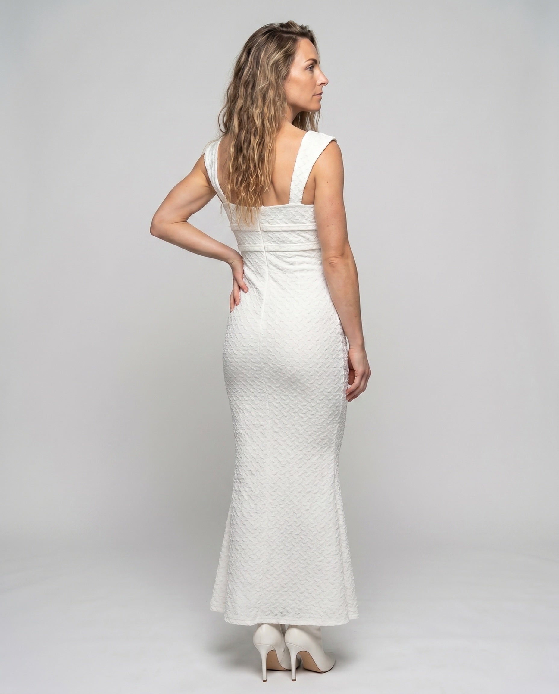 Product 15654726926666 - back_view