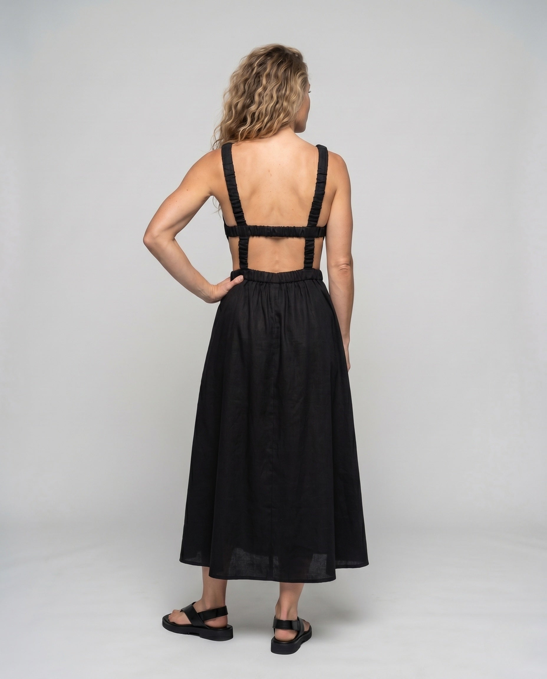 Product 15654734233930 - back_view