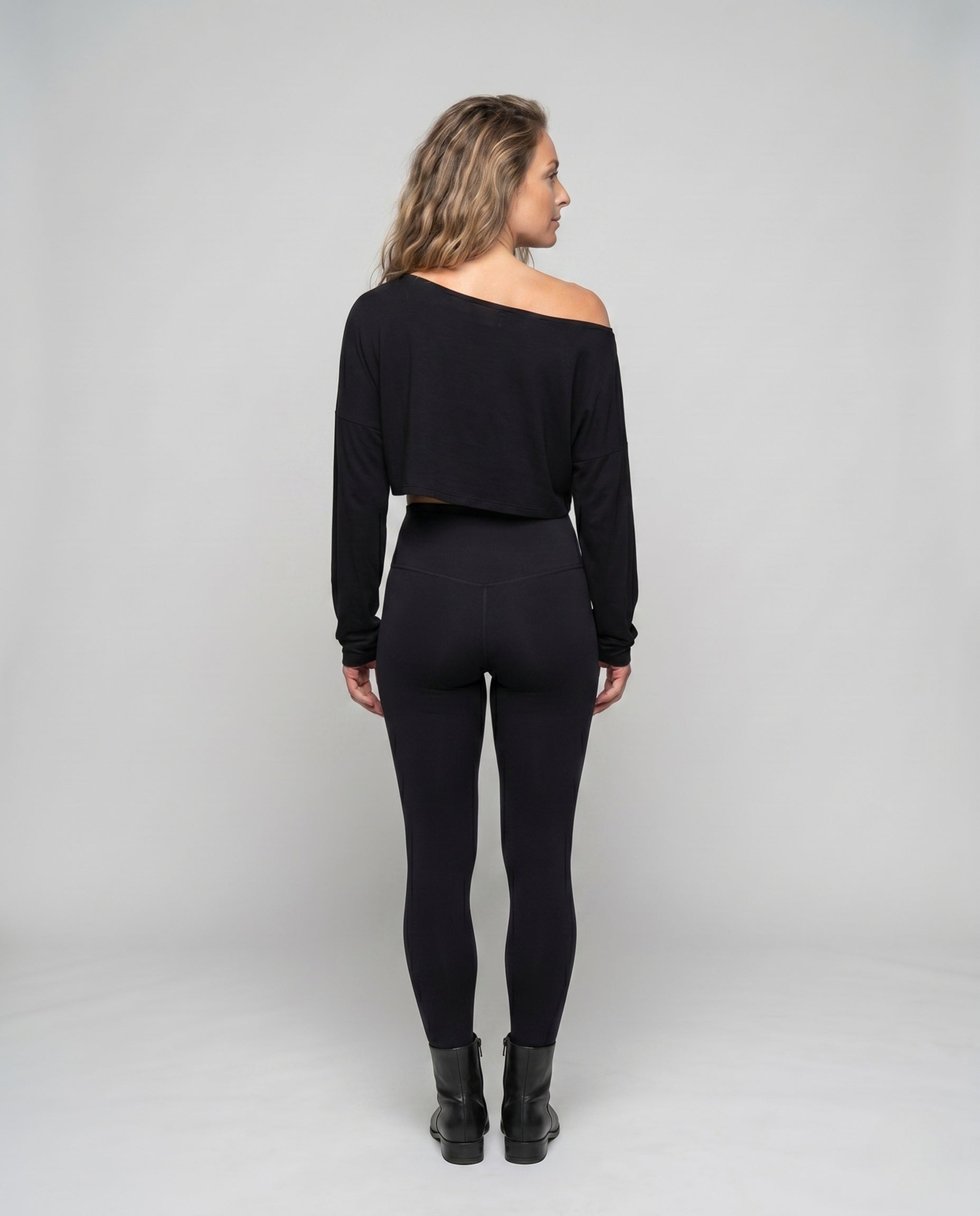 Product 15654735315274 - back_view